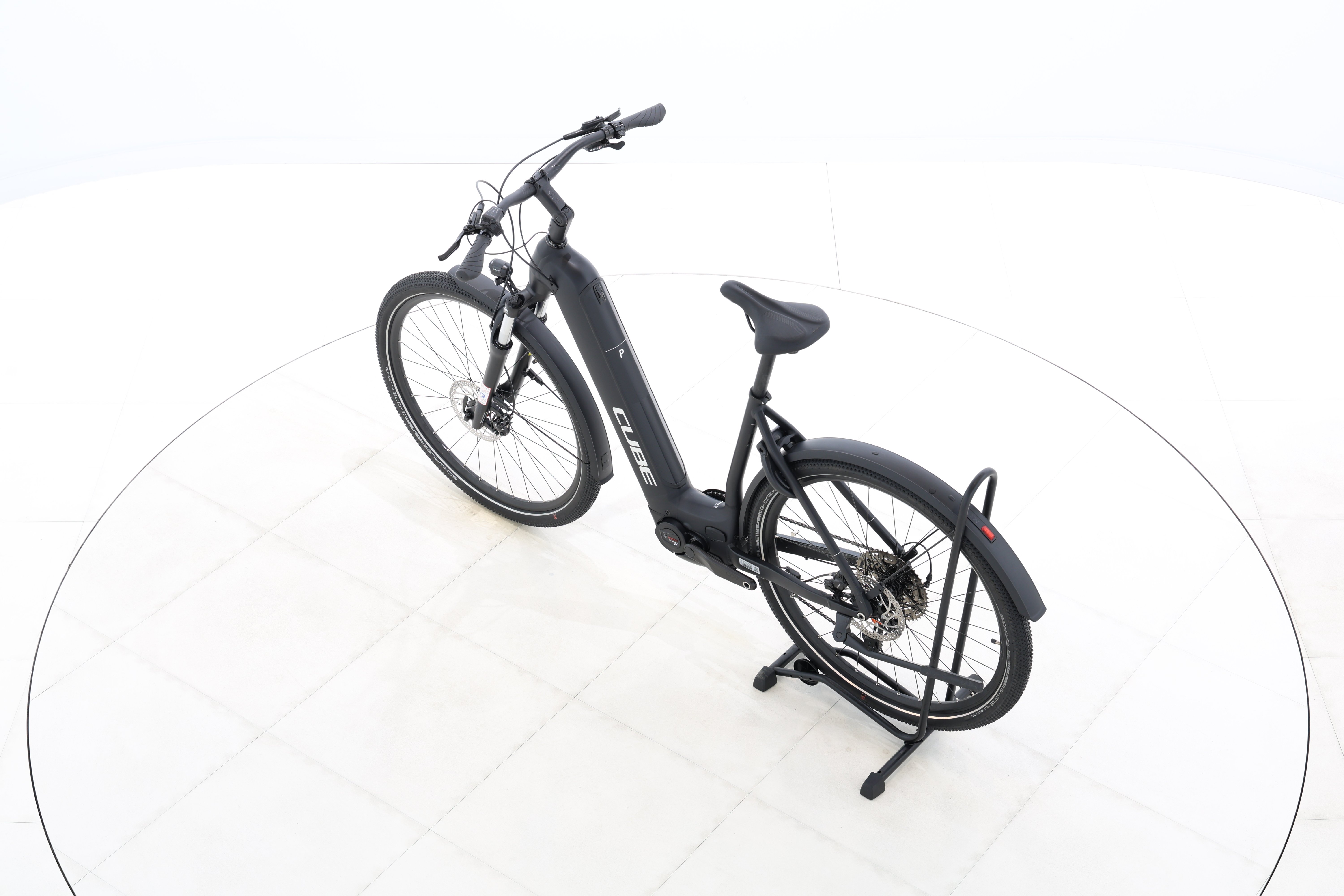 3cb5b8bc-9fff-40e5-9e81-efccb154ffe9