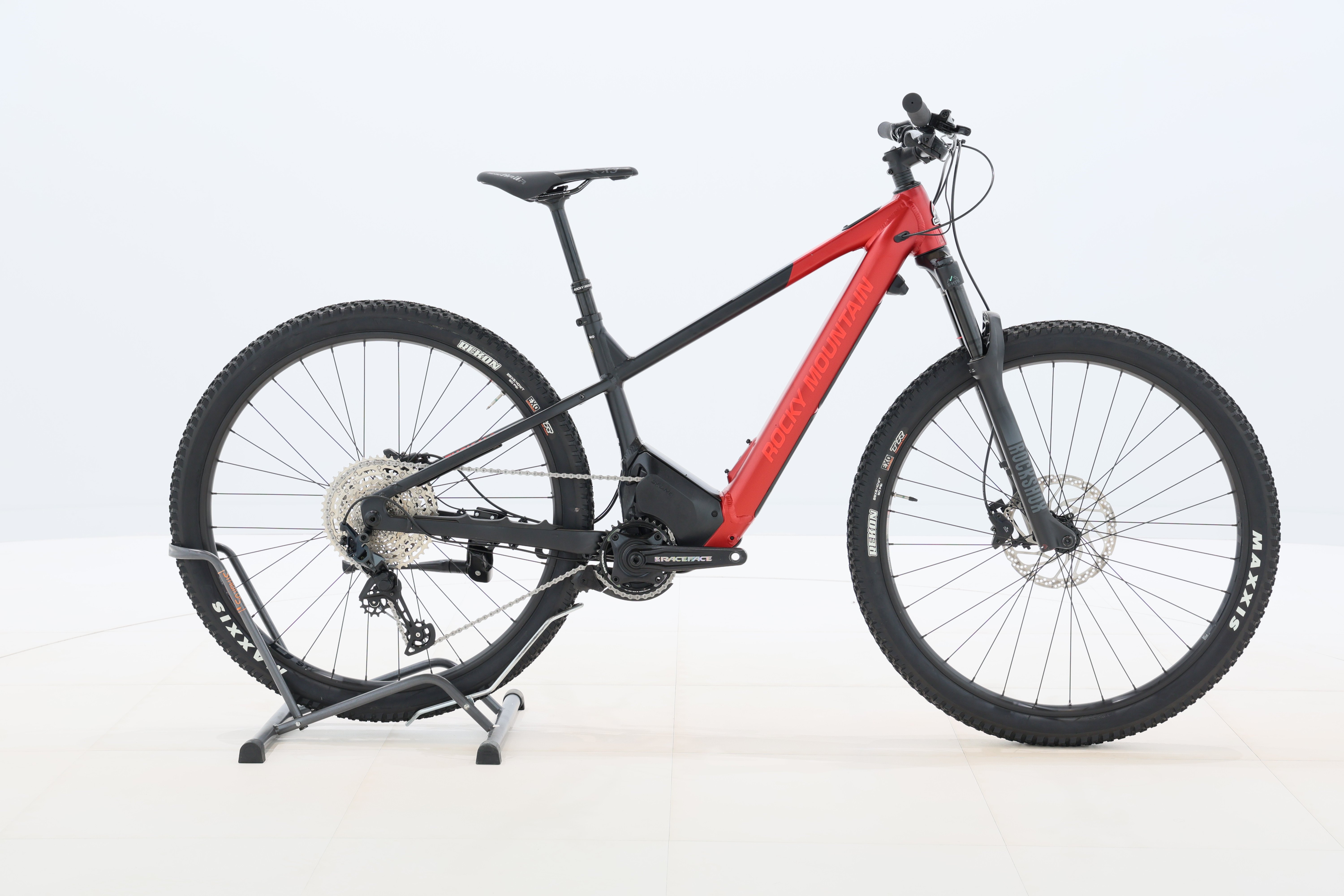 e41f9f19-62ae-4441-8697-7231a72c832b