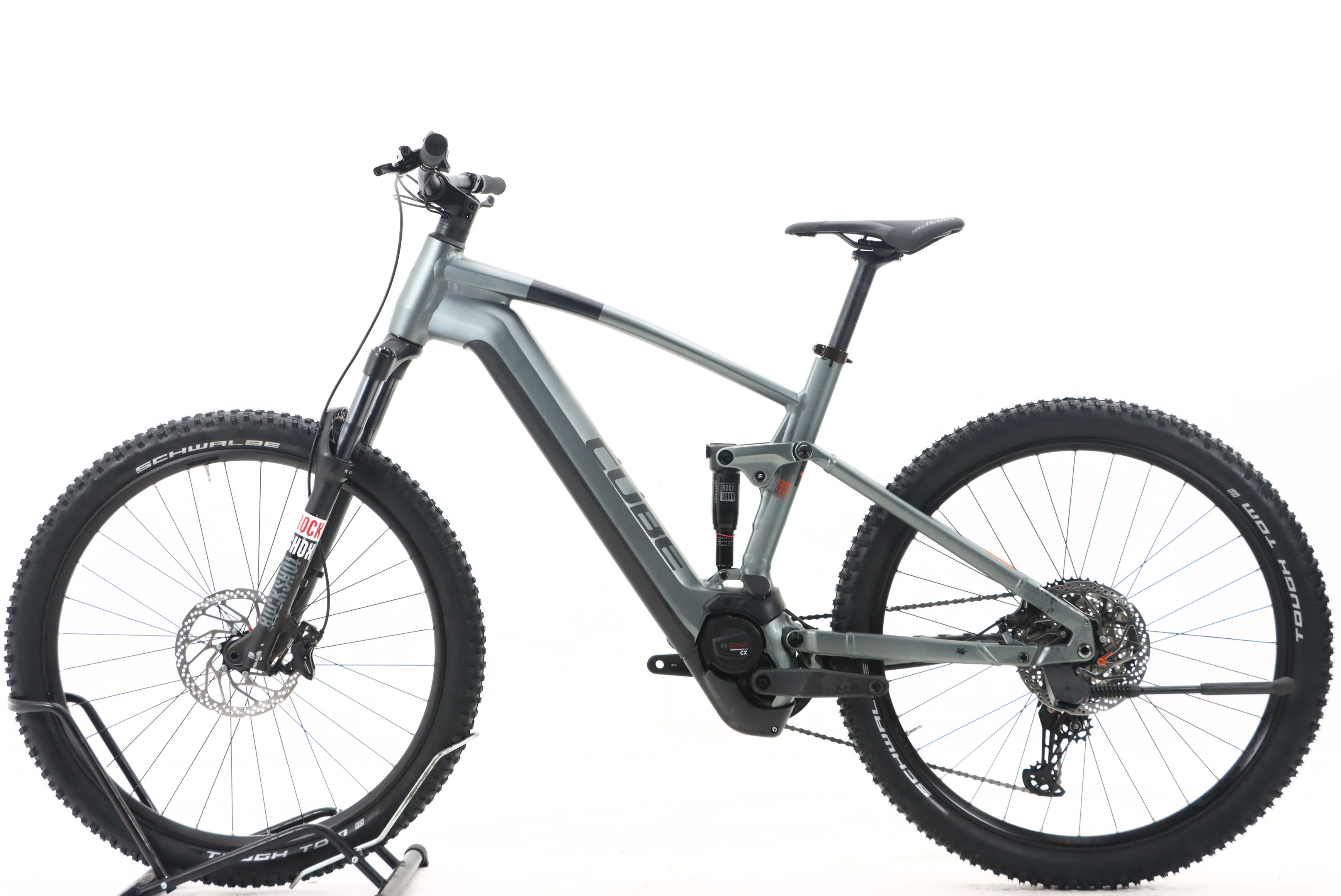 e9cf0d8d-c5bc-4c8d-b631-a5bf8d7f171d