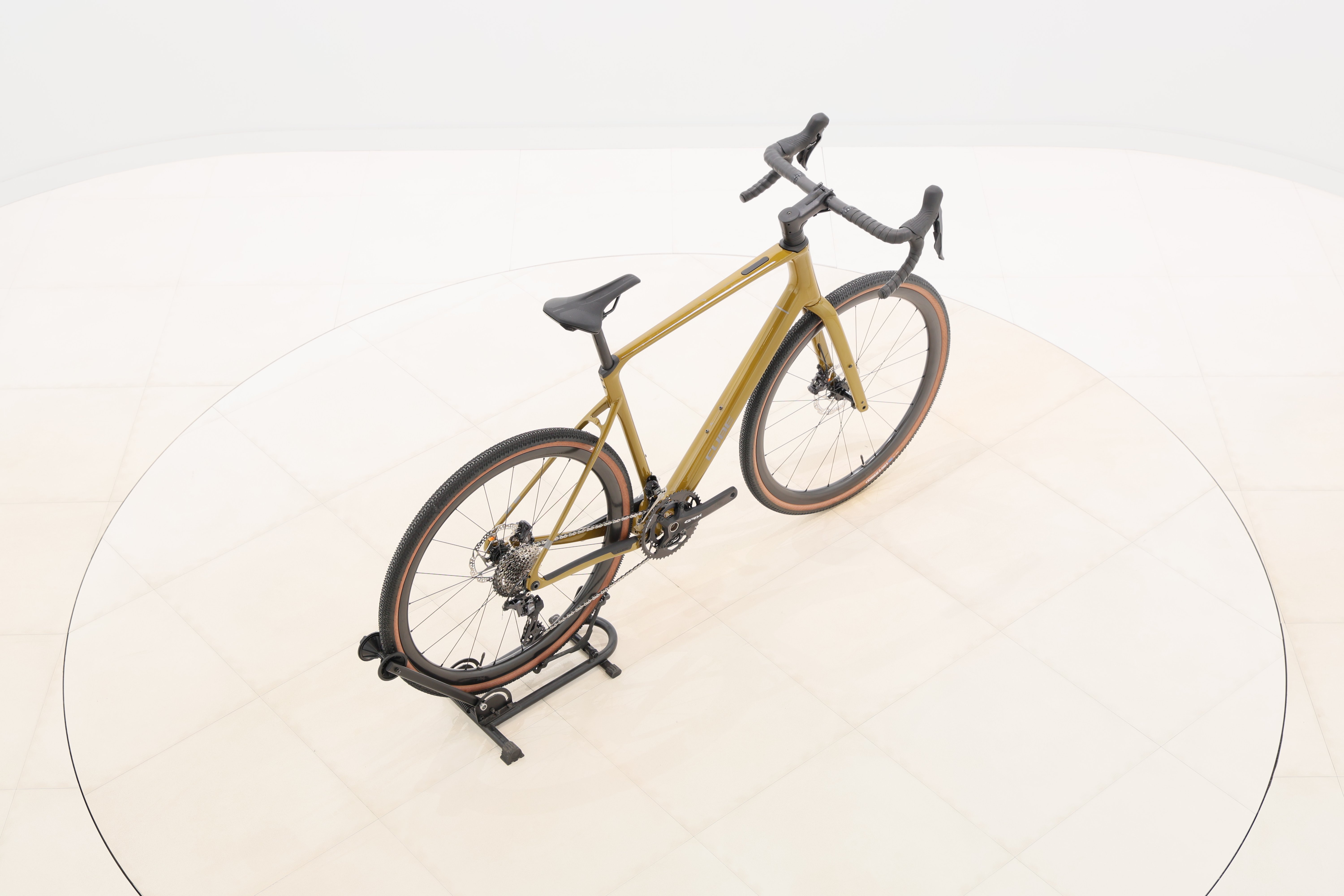 ee8a193f-c23a-4011-ba15-afbcfed7737e