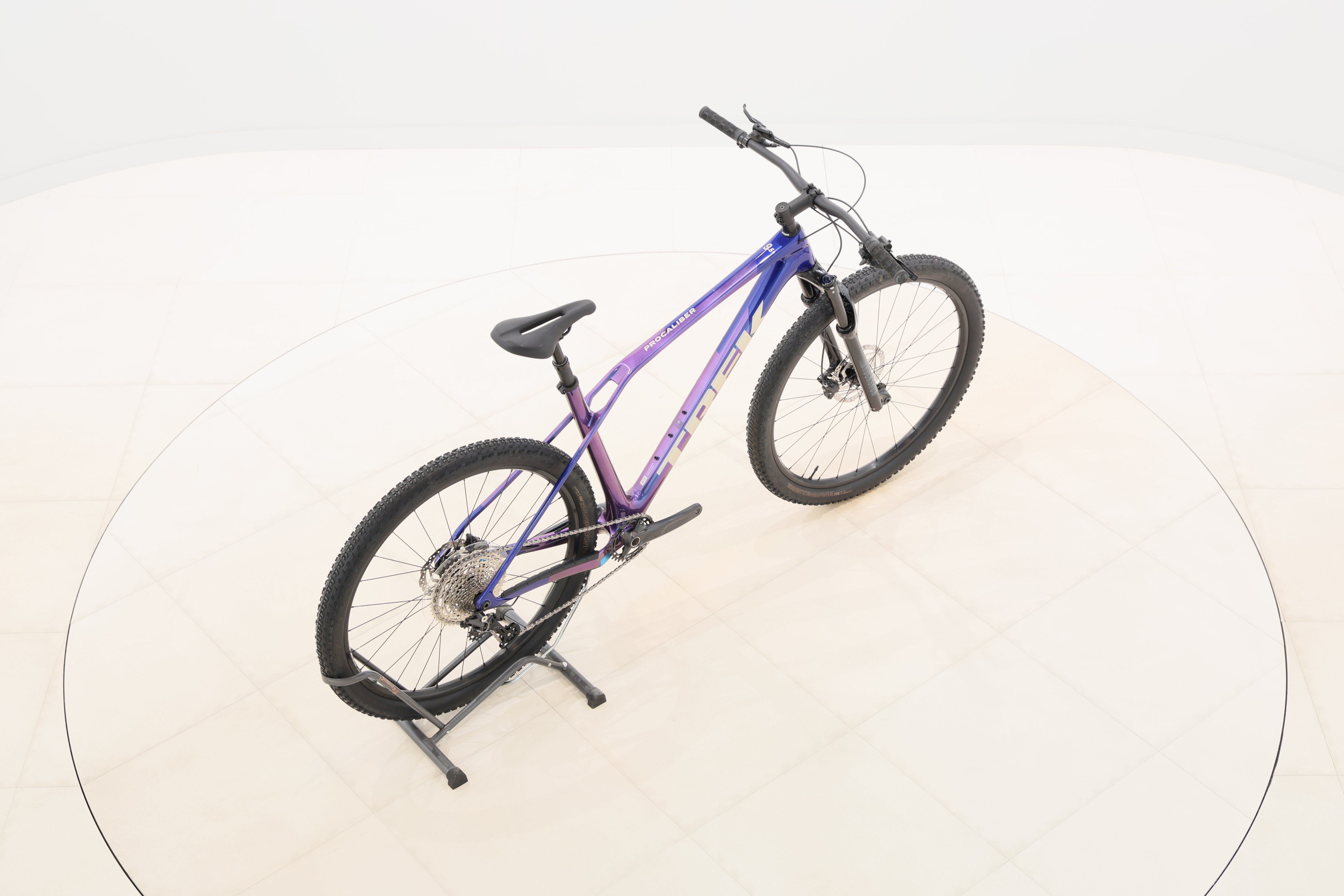 e363a0ec-fdf7-43d5-a3f0-b381a7c113f0