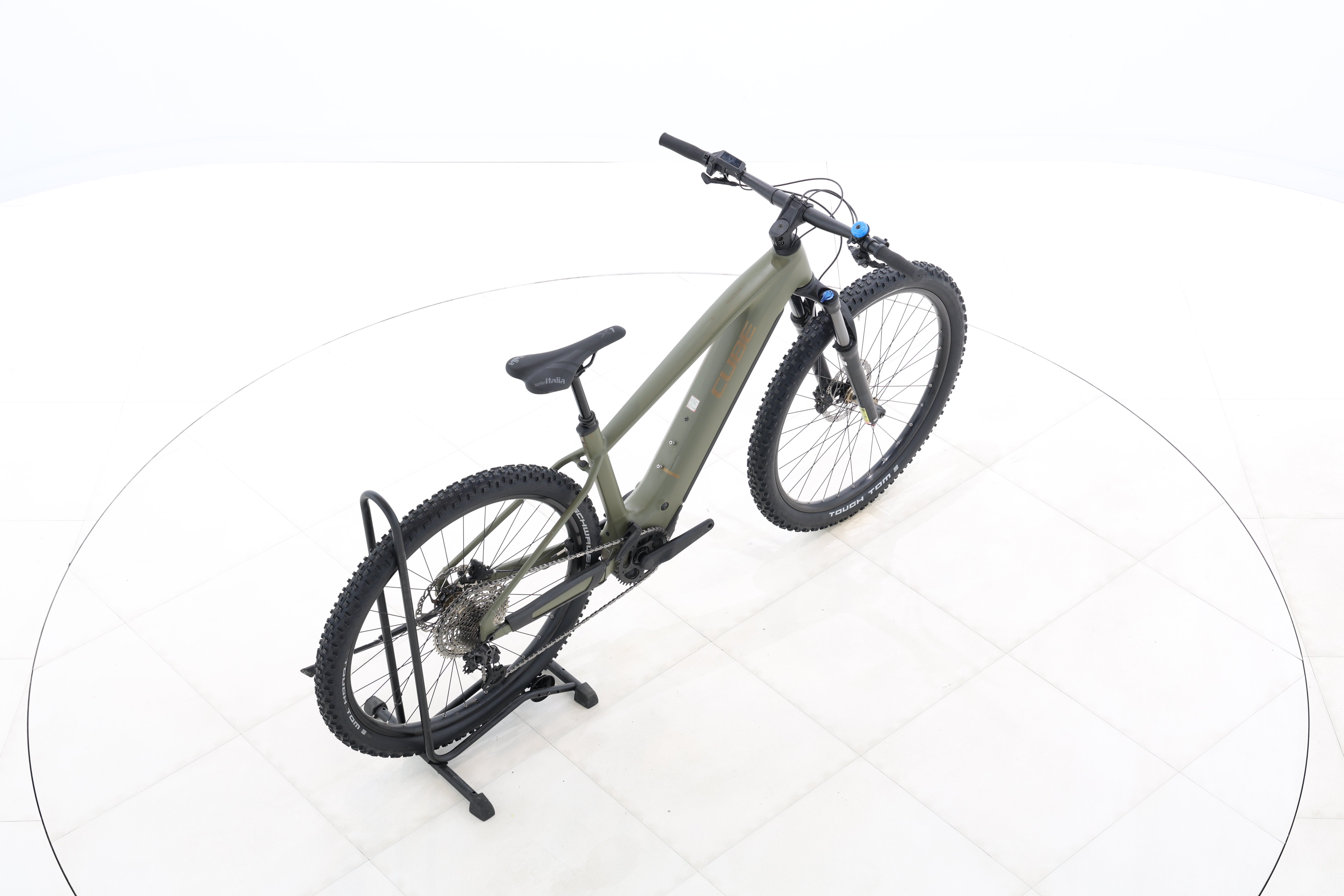 d9526389-8f4b-4de2-b353-b3f85c8269e9