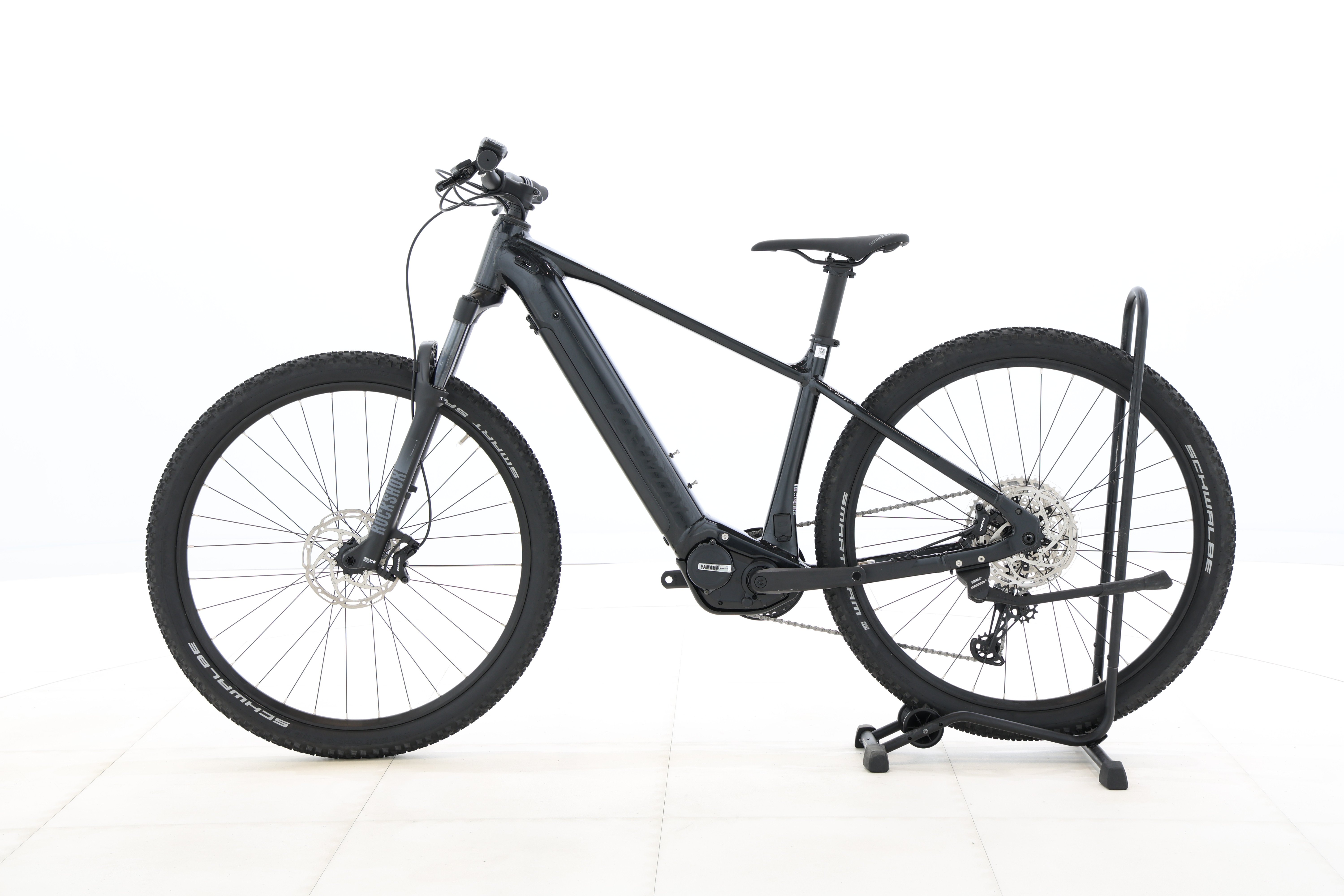 b2202ba1-0572-4628-b099-6f27c57e31b3