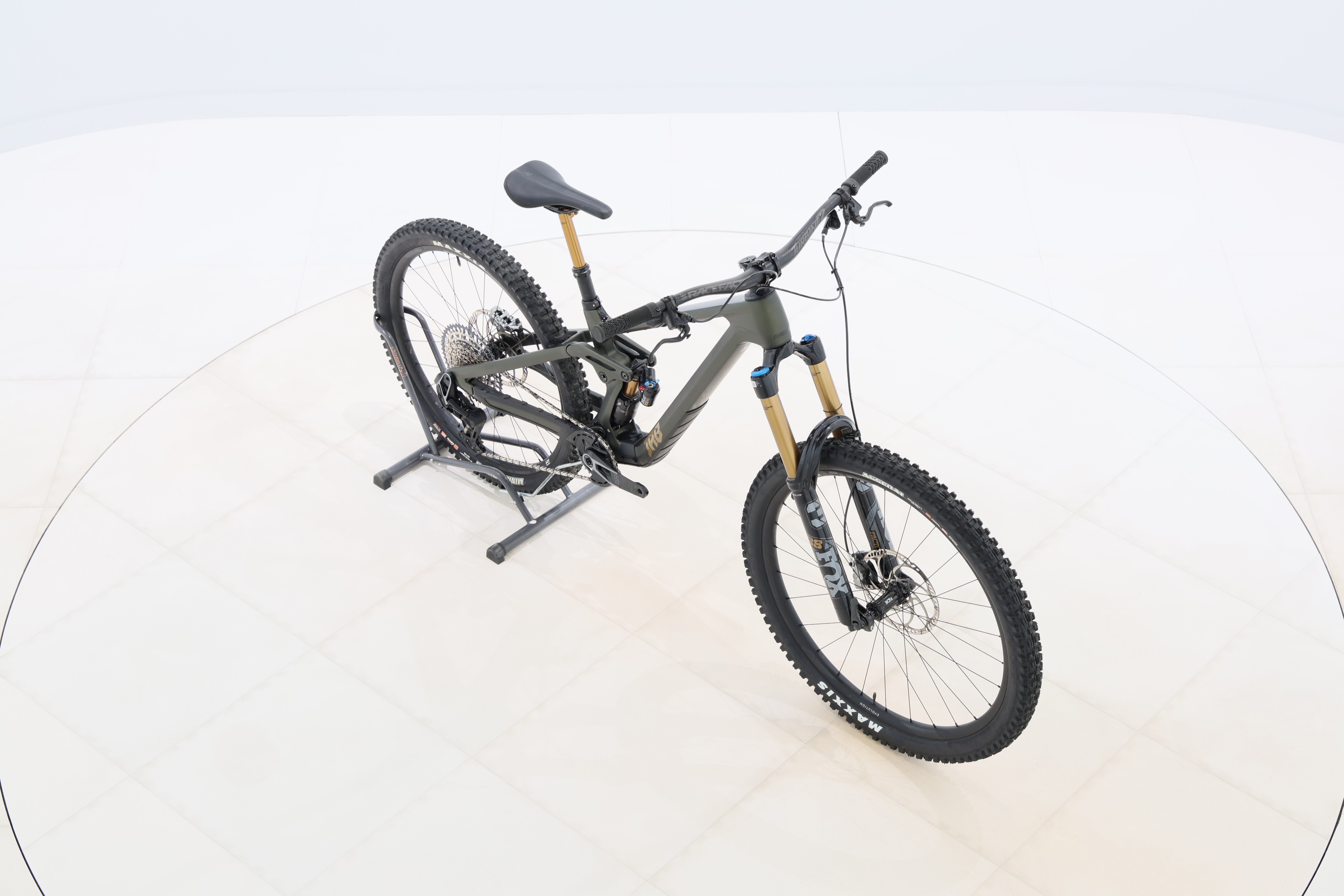 345932e1-ad2c-4fe3-873d-88afd324d609