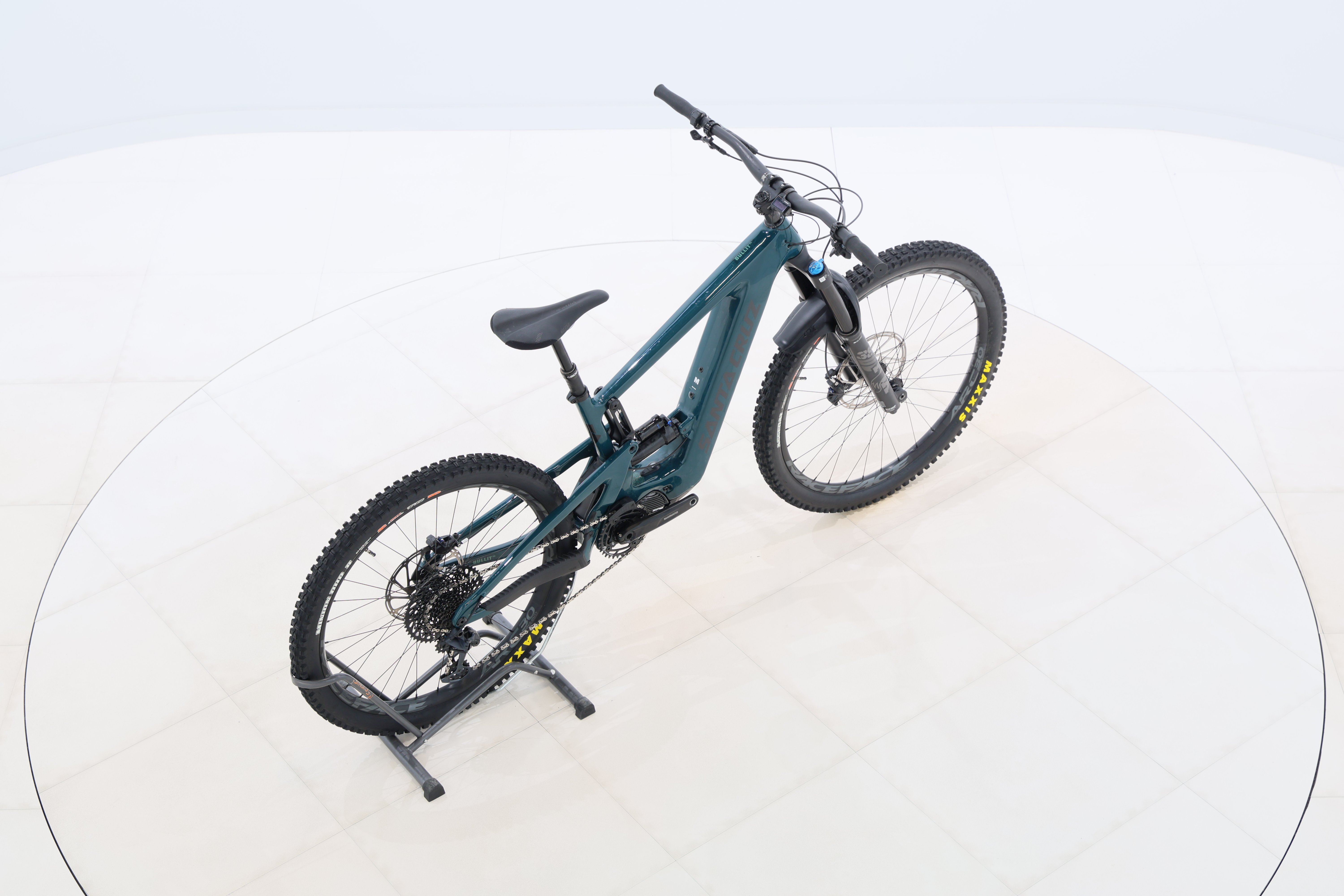 eb9f3fe0-0d44-4747-ada5-24768945b494