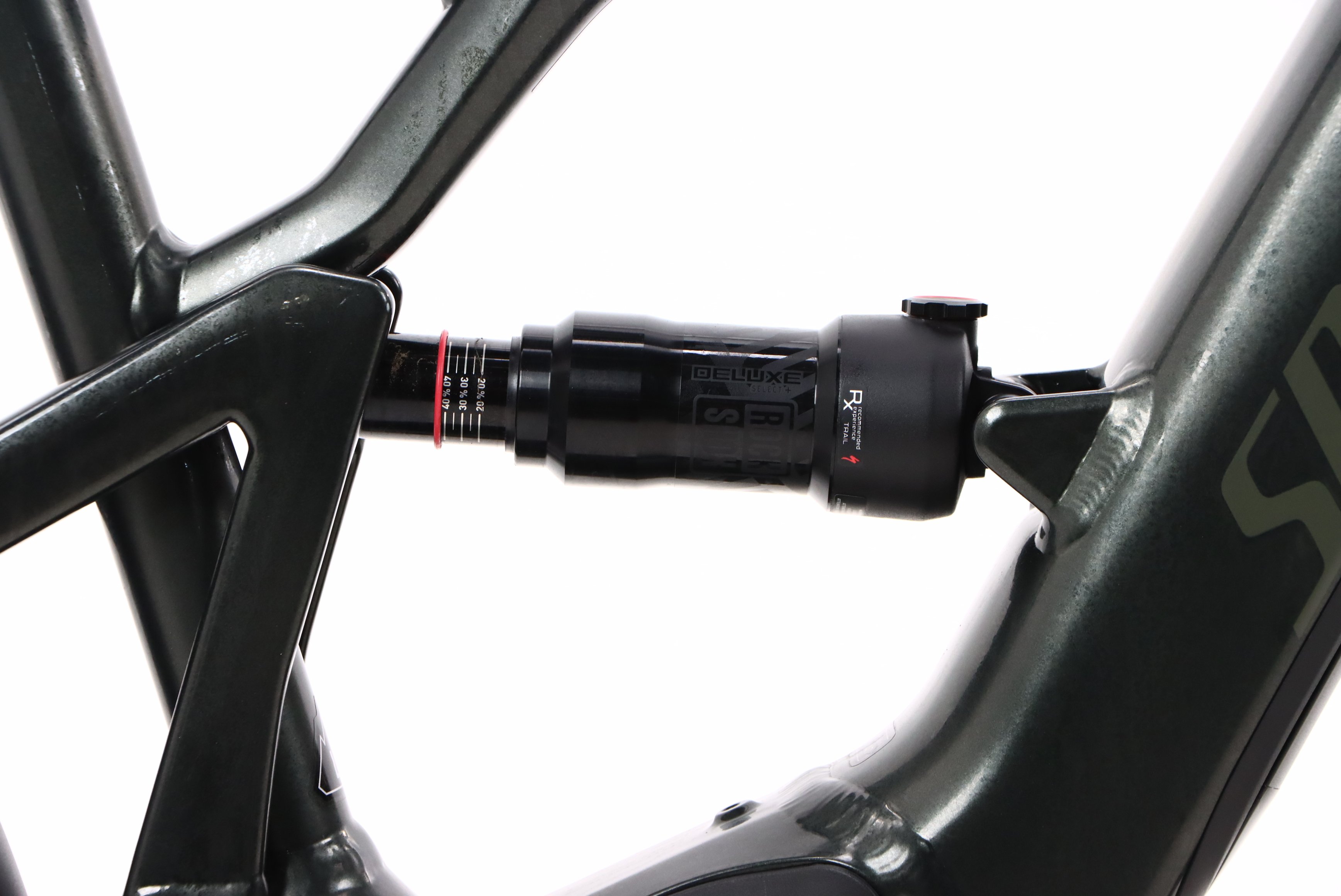 d4c9bbe9-1408-40fe-a9e1-2a94f79abe5f