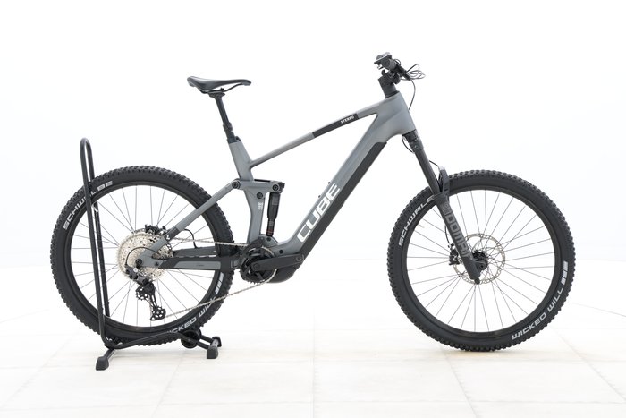 Cube STEREO HYBRID 160 HPC RACE 750 27.5 2023
