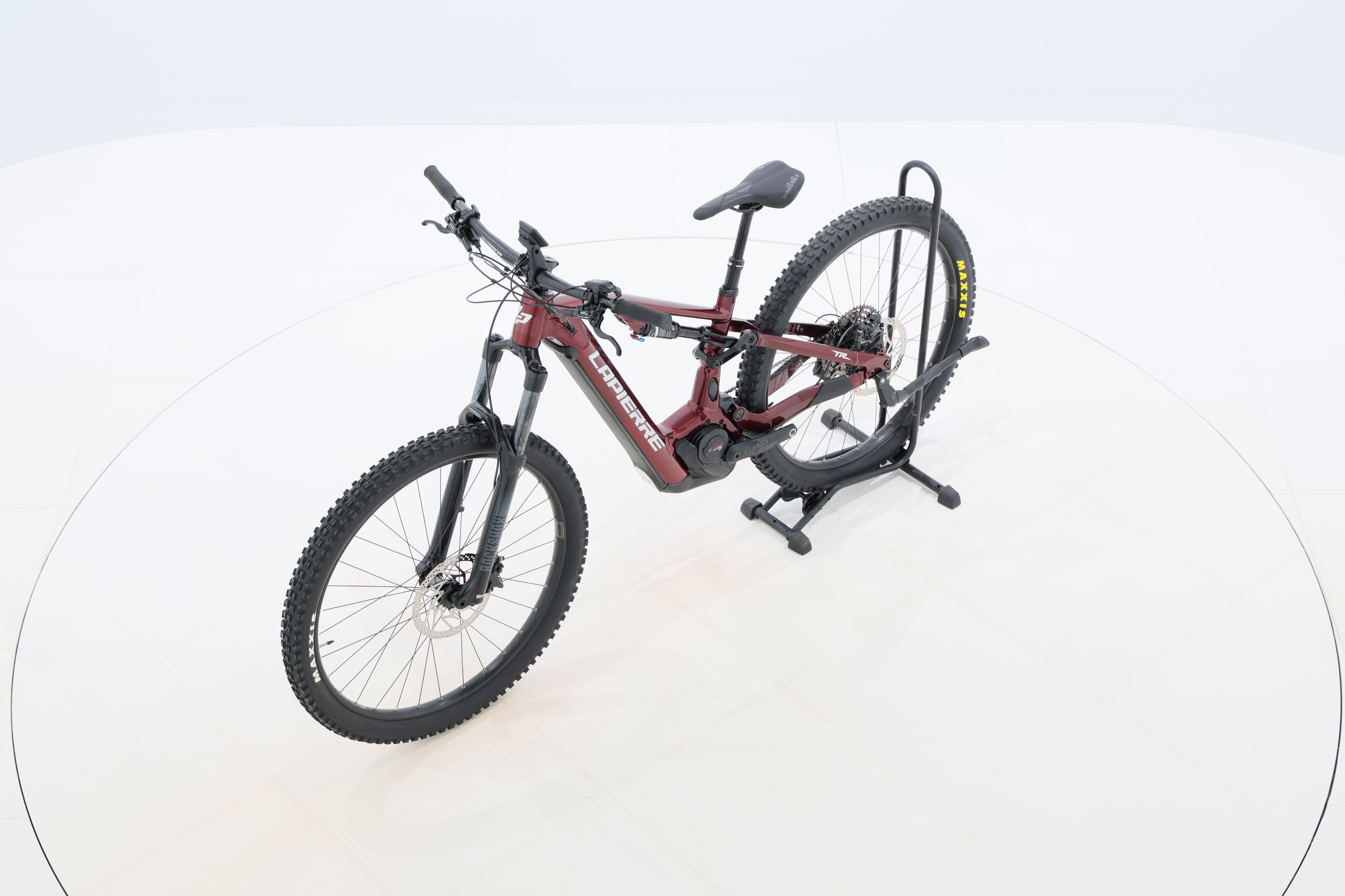 c02f2d65-d27e-47a8-a3e2-fe6c096bc5e1