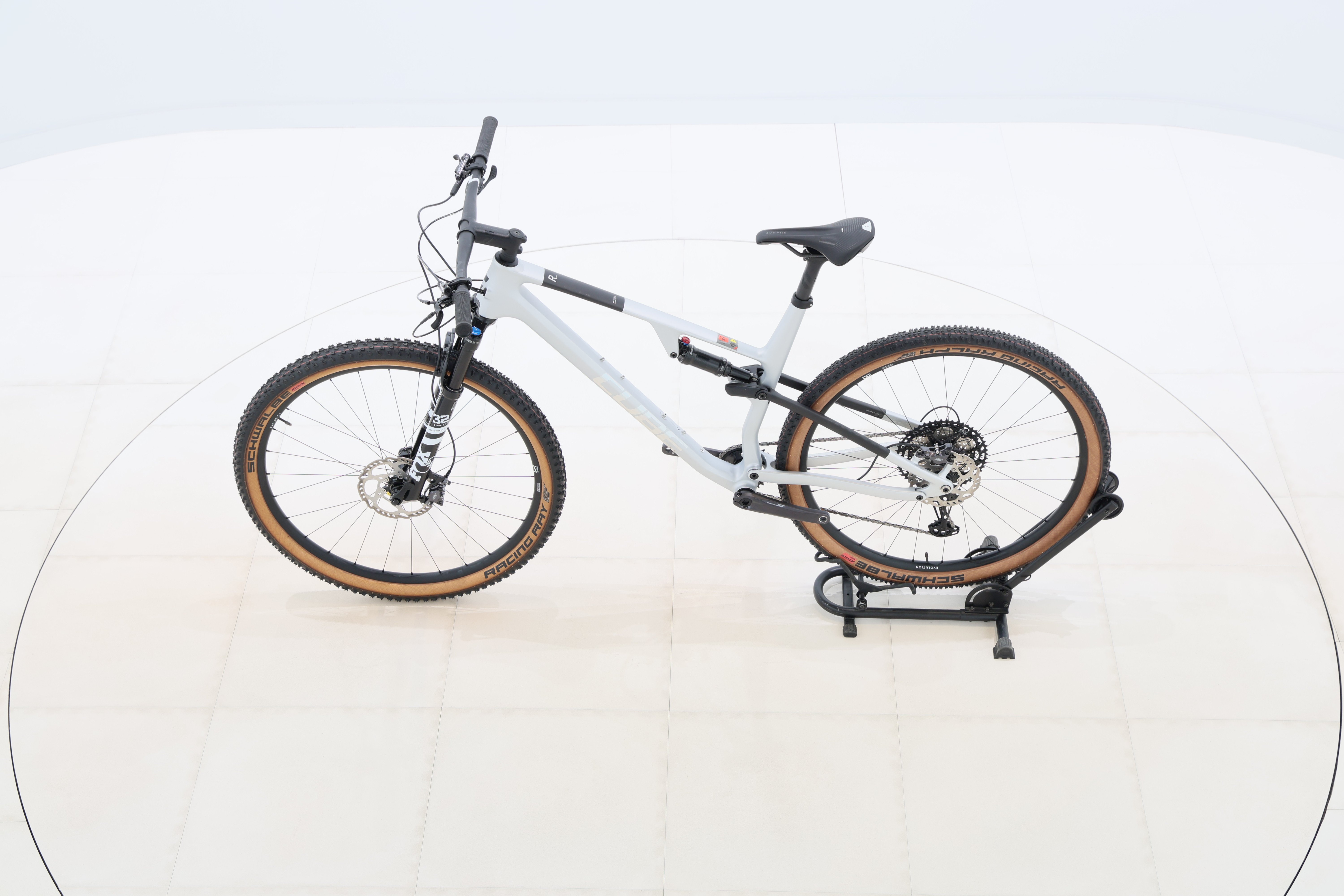 d4af0ac3-d316-4ba5-a1b7-9d18e8ed6690