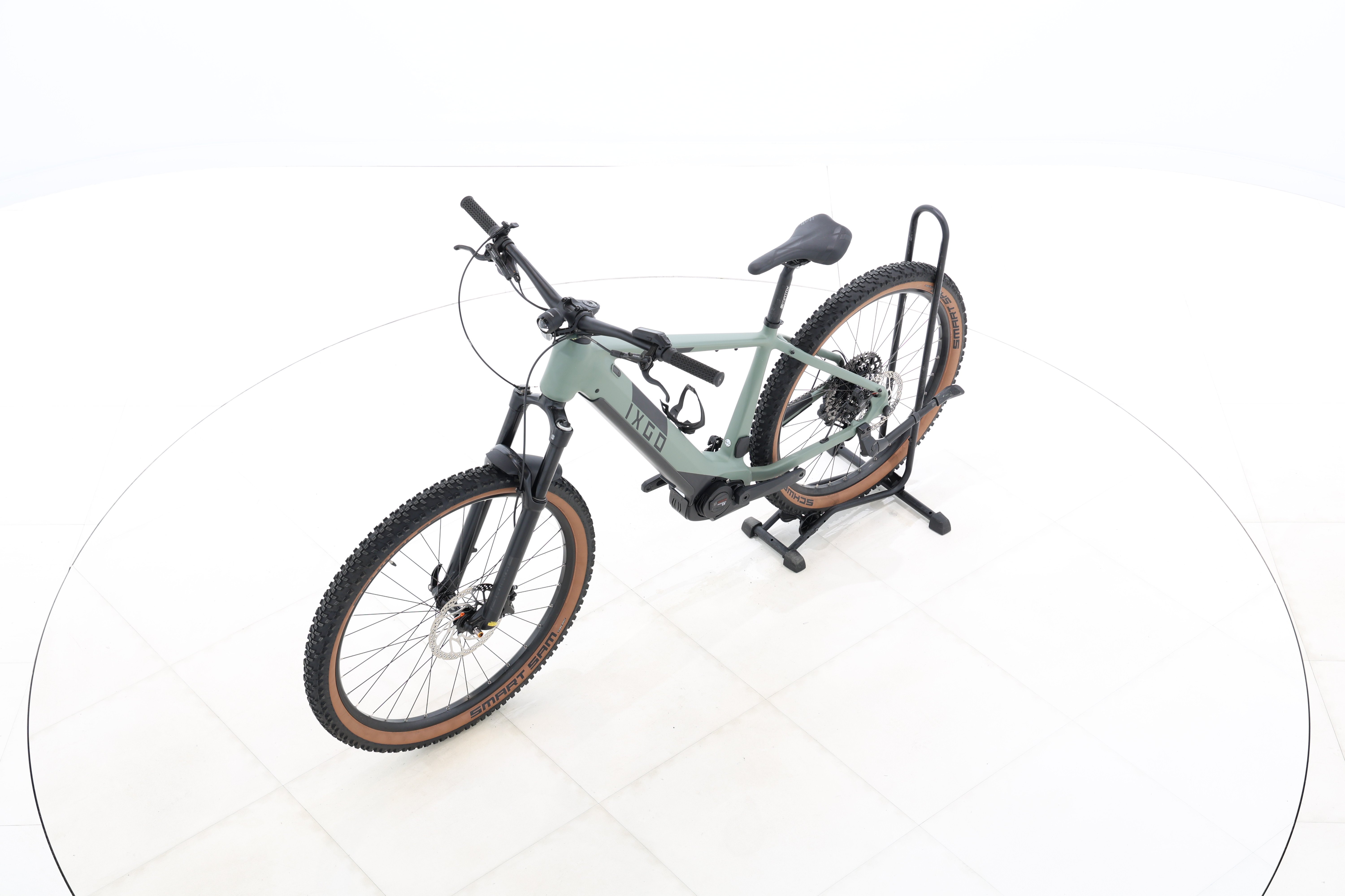 a03880a3-bf11-40b4-af85-368521d6f942