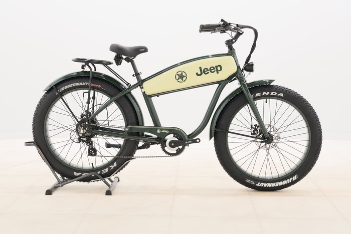 Jeep CR 7004 2021