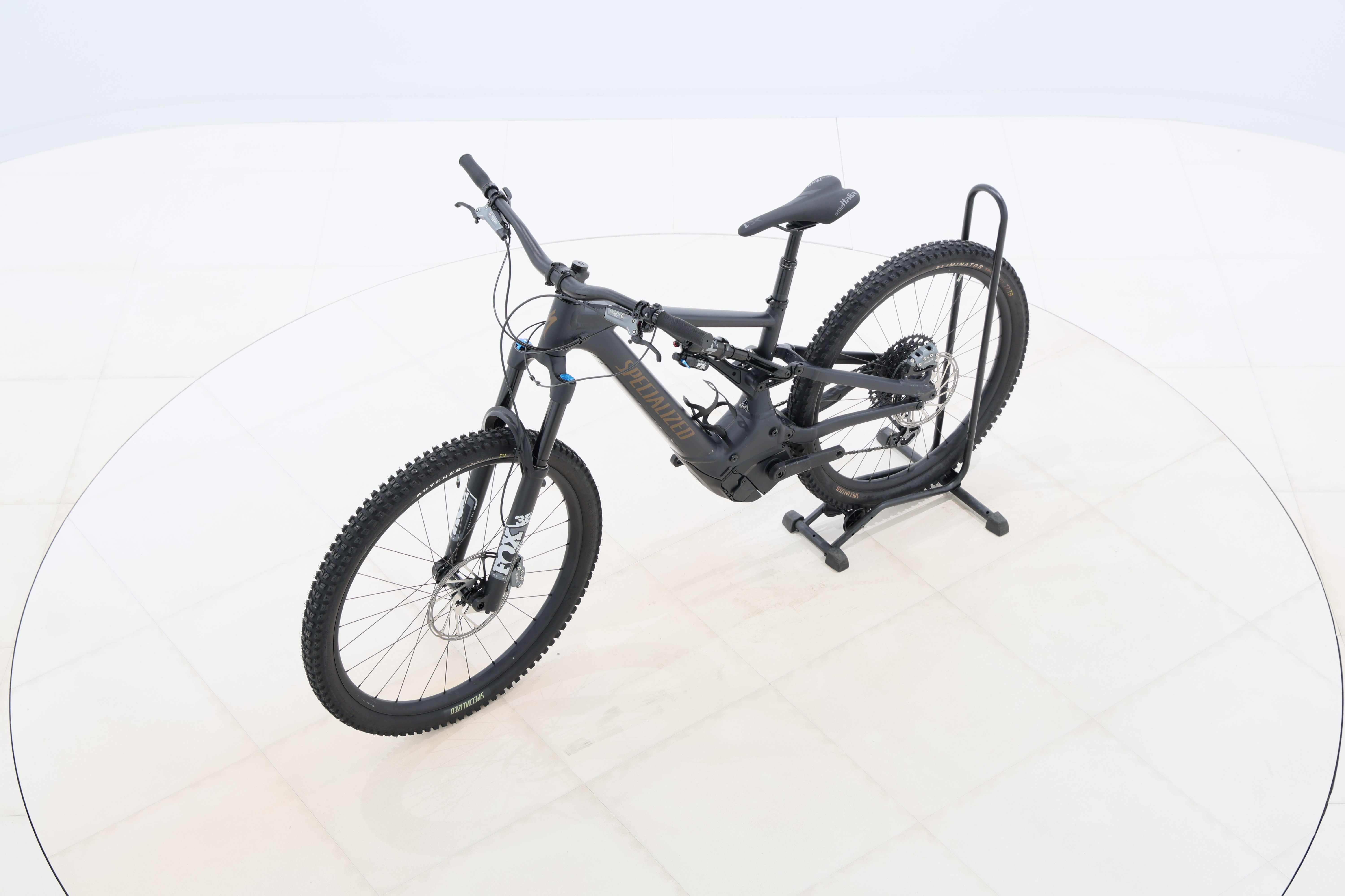 0d1c914d-30b3-43fa-97ef-dc16a86b626a