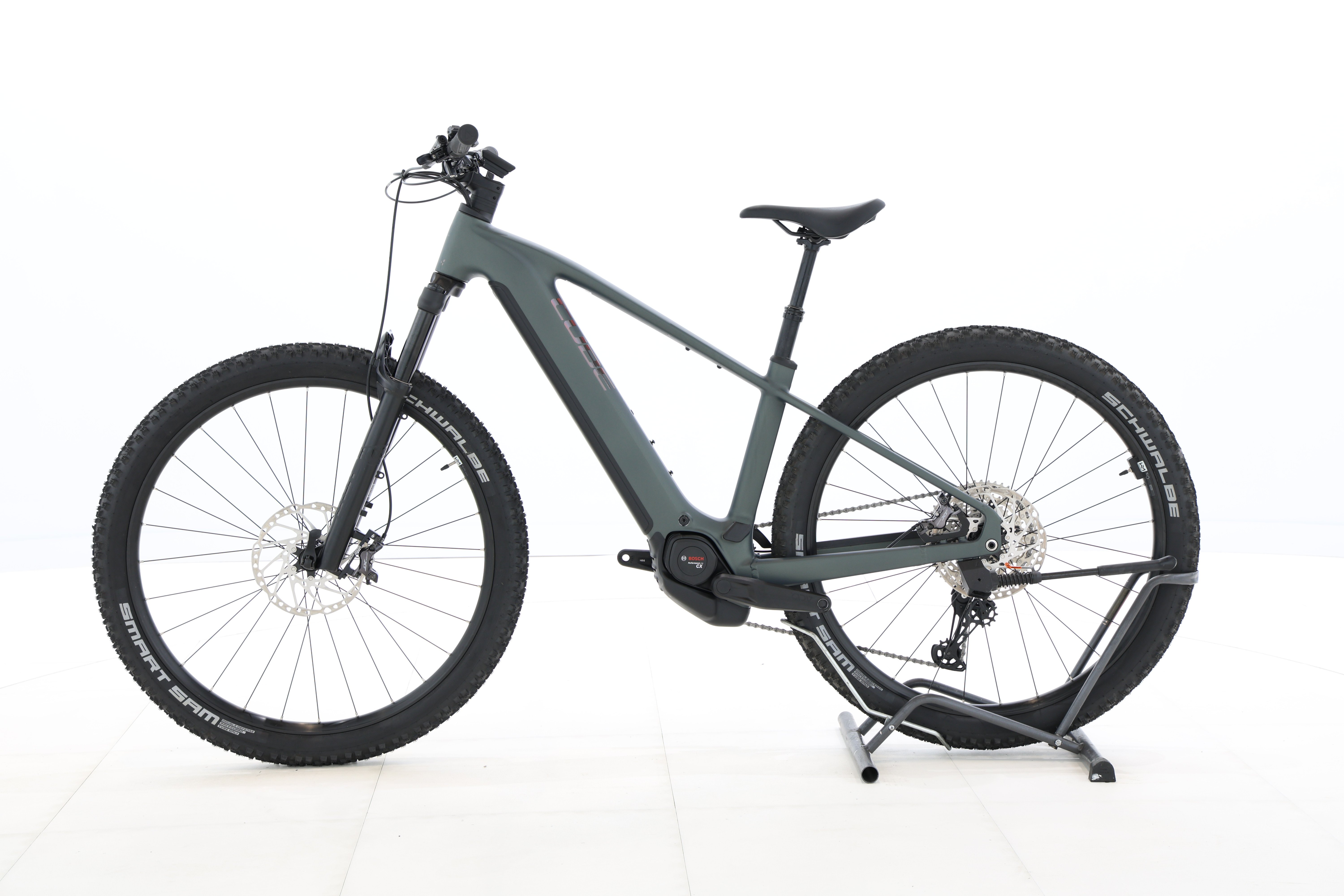 3a614f1c-0d21-4fcb-a8d1-b75e1bbb8623