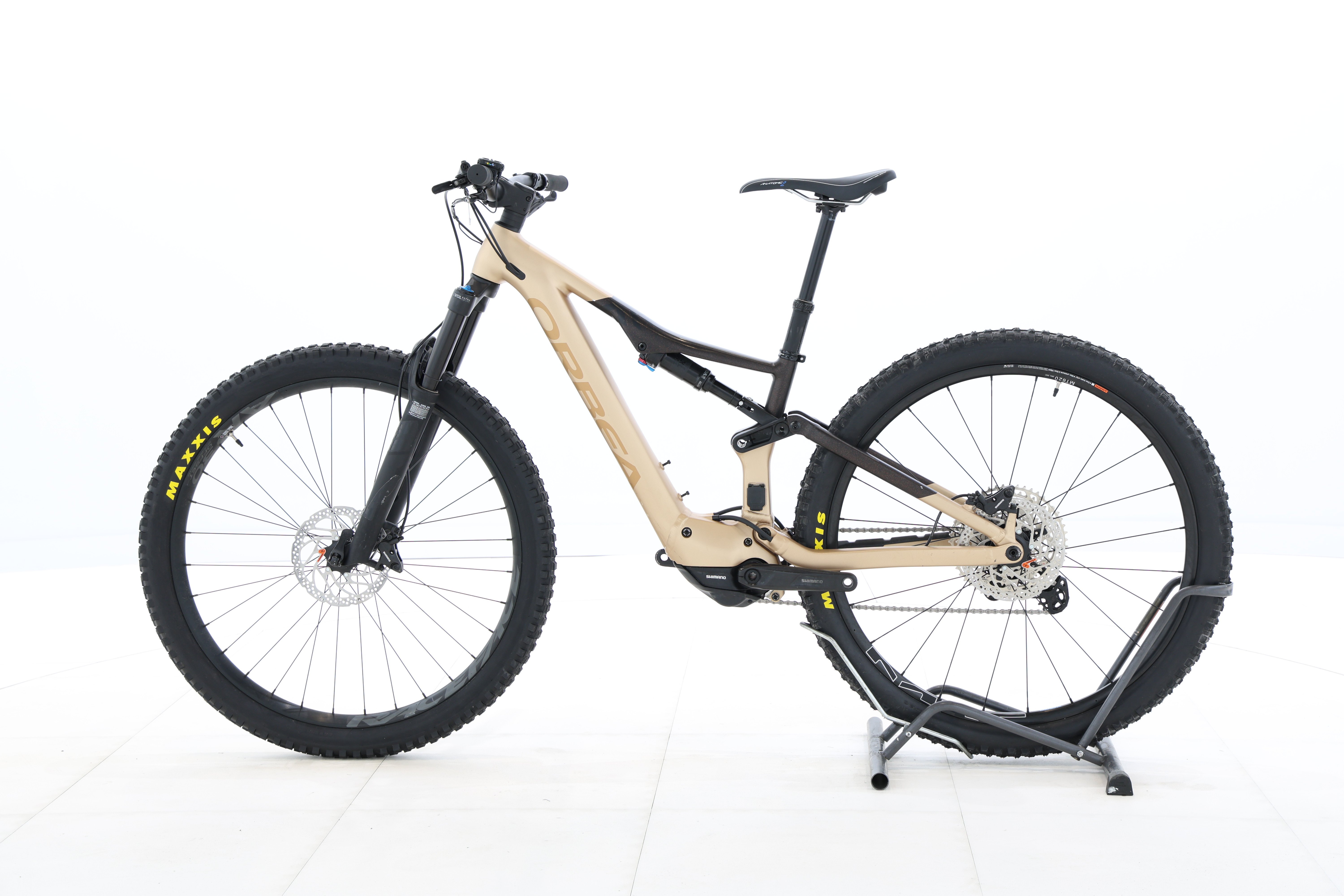 0dd6873c-114a-424f-9697-69bf9effb8e0