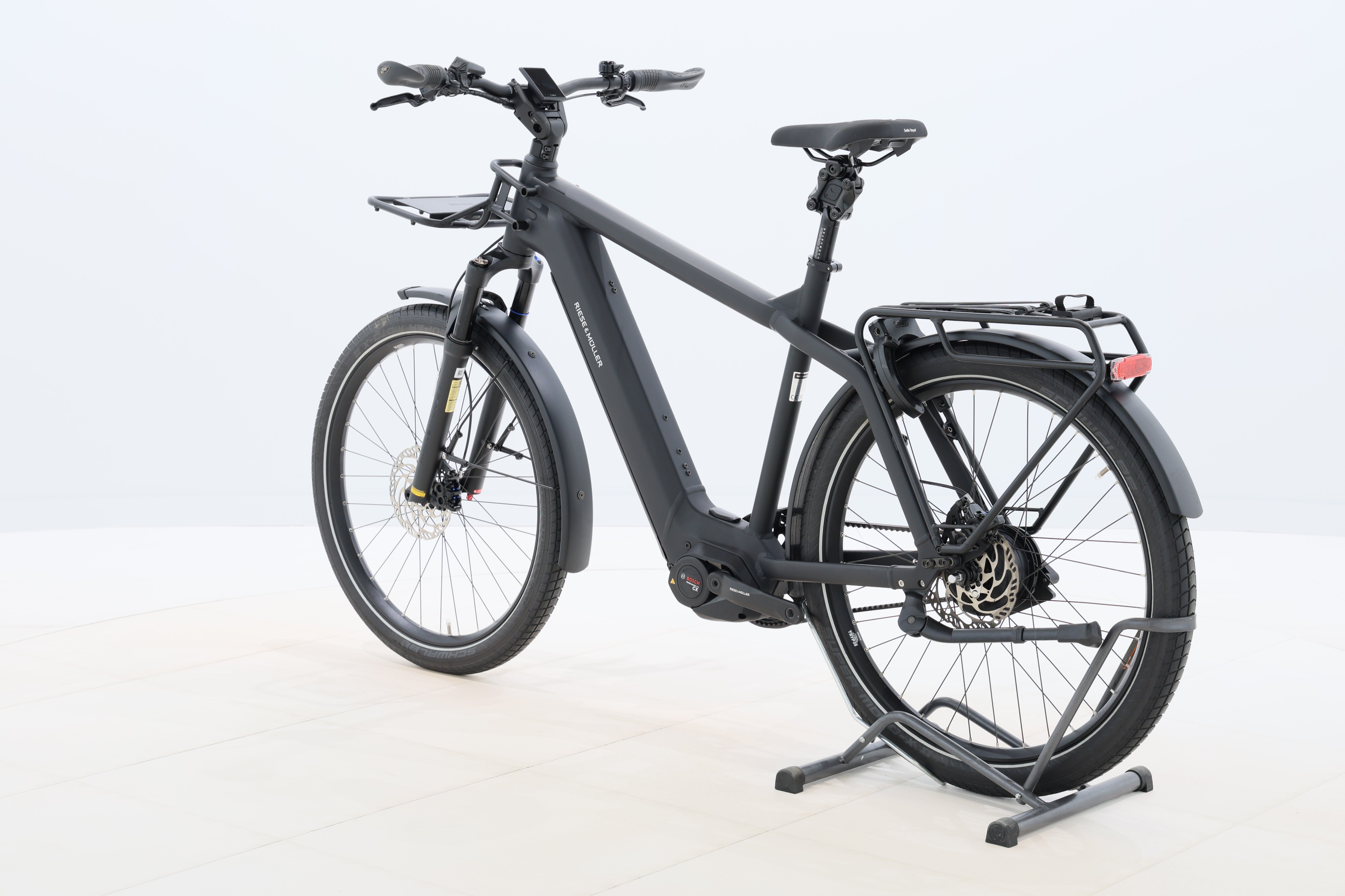 8de5ac43-c7b2-446e-b17c-d4f1dc1f3c84