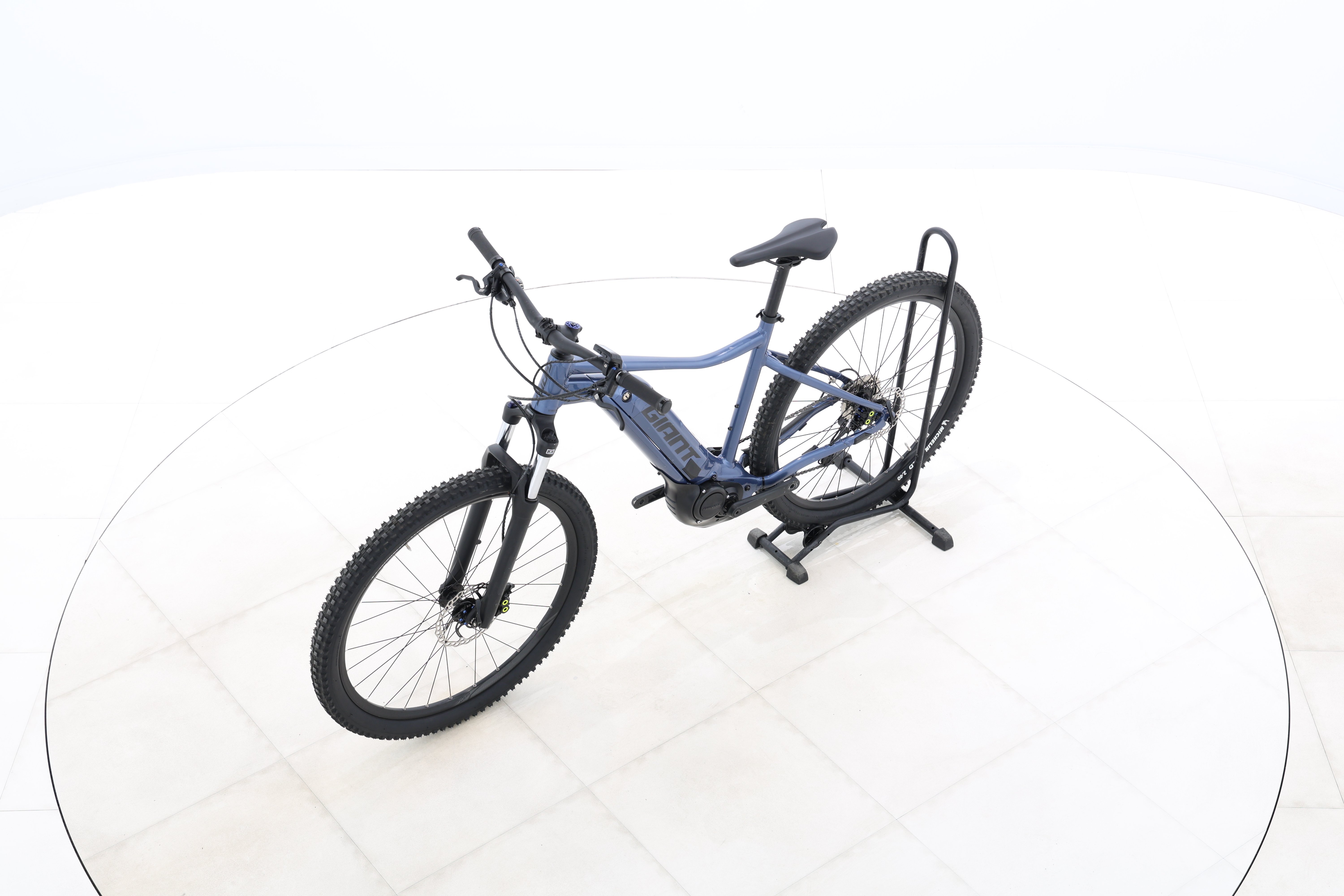 410f84e6-59d1-46a4-8506-247dfbc101c9