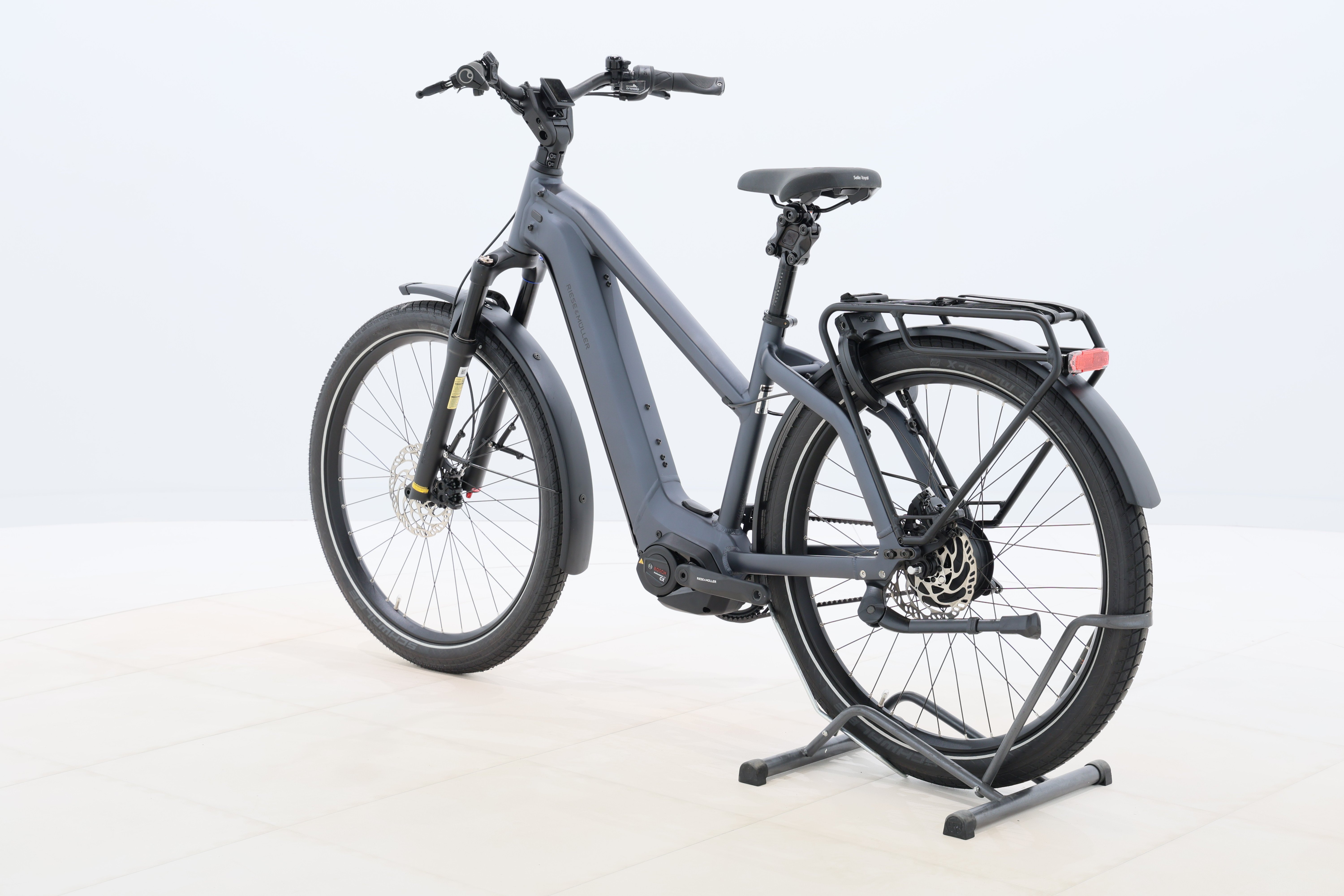 e0649350-5e48-4d38-af61-b7a9c393280b