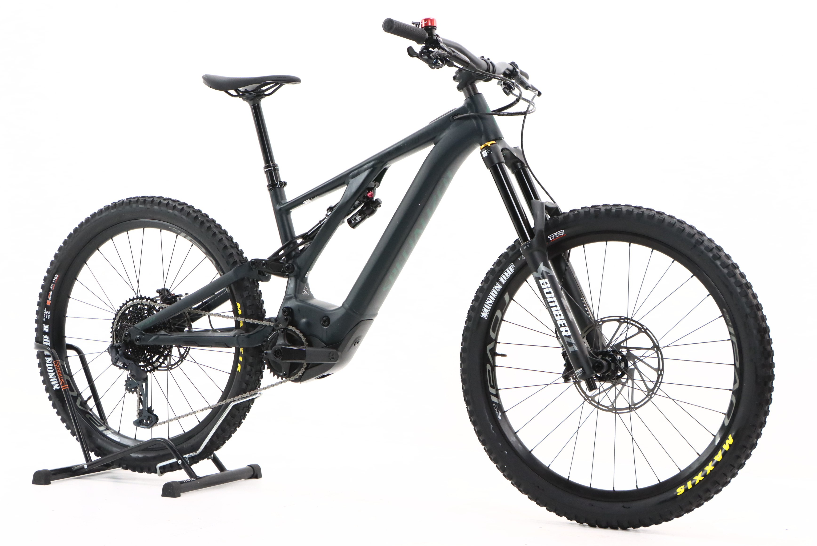 d64cf77d-8577-48ea-ab7a-7a8f3e9eab50