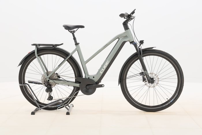 Cube KATHMANDU HYBRID PRO 750 2024