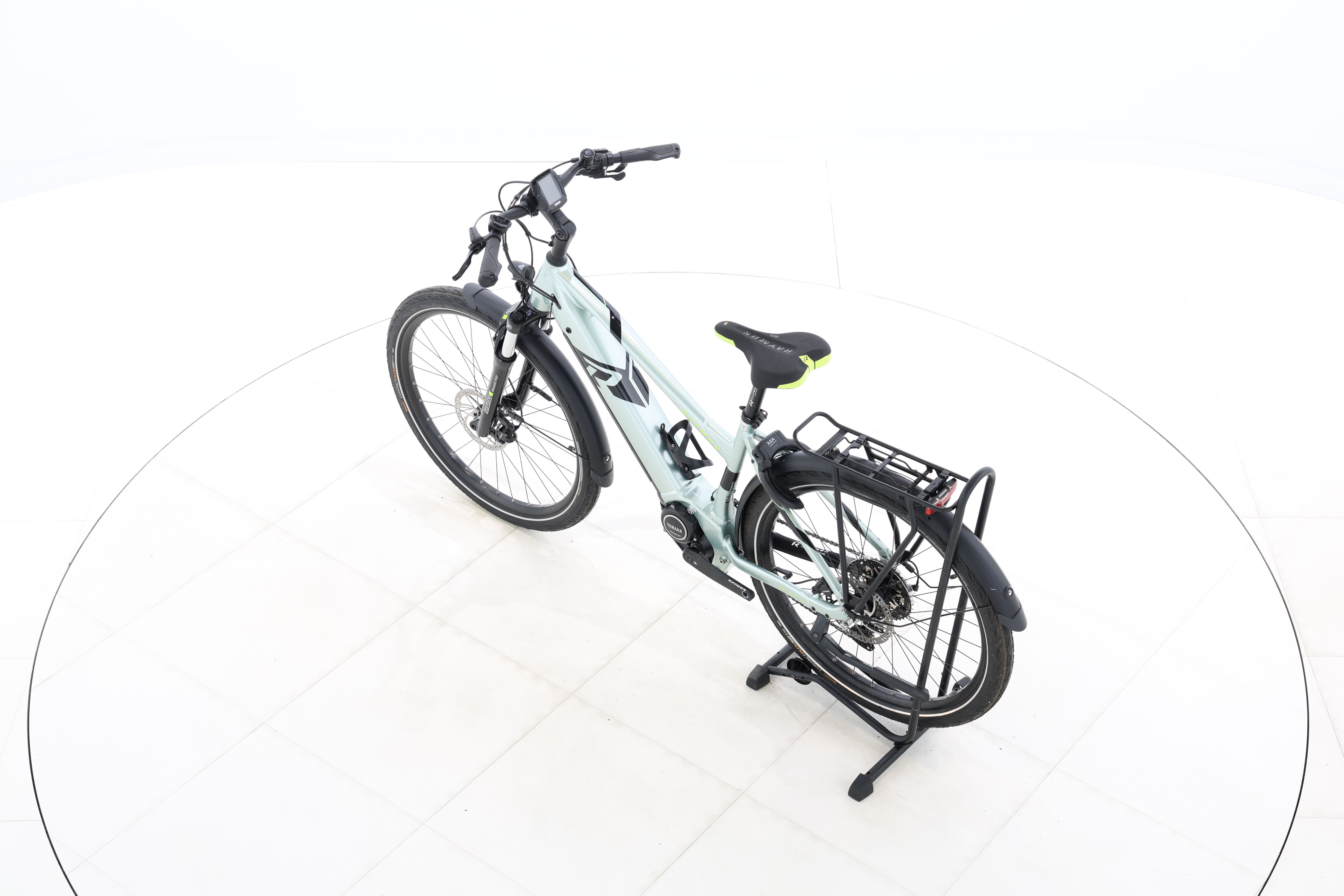 f270cb50-5bff-41eb-95a2-534254a42f33