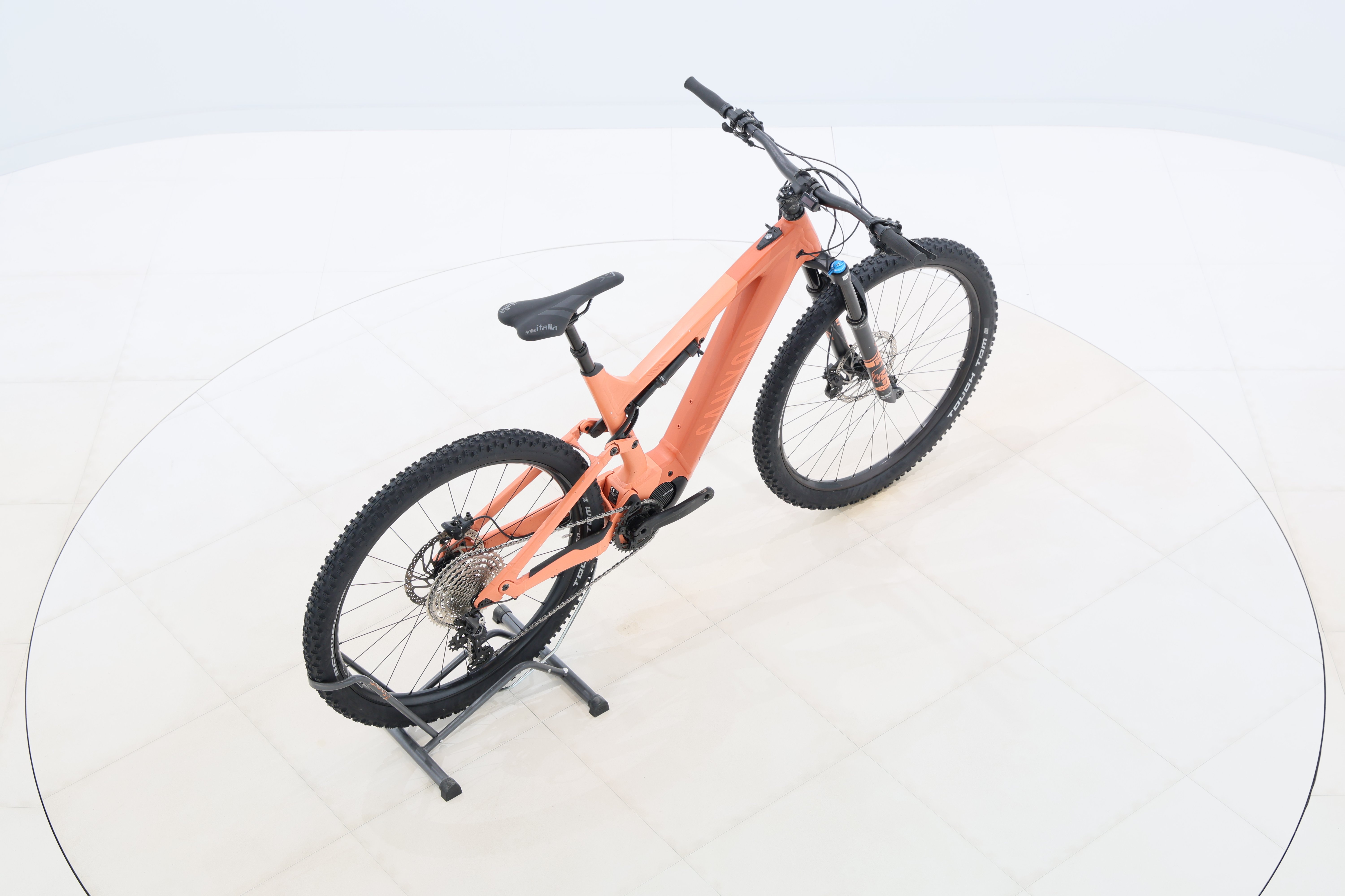 4bcbf45b-5356-47b7-9c70-efc55e7bce9f