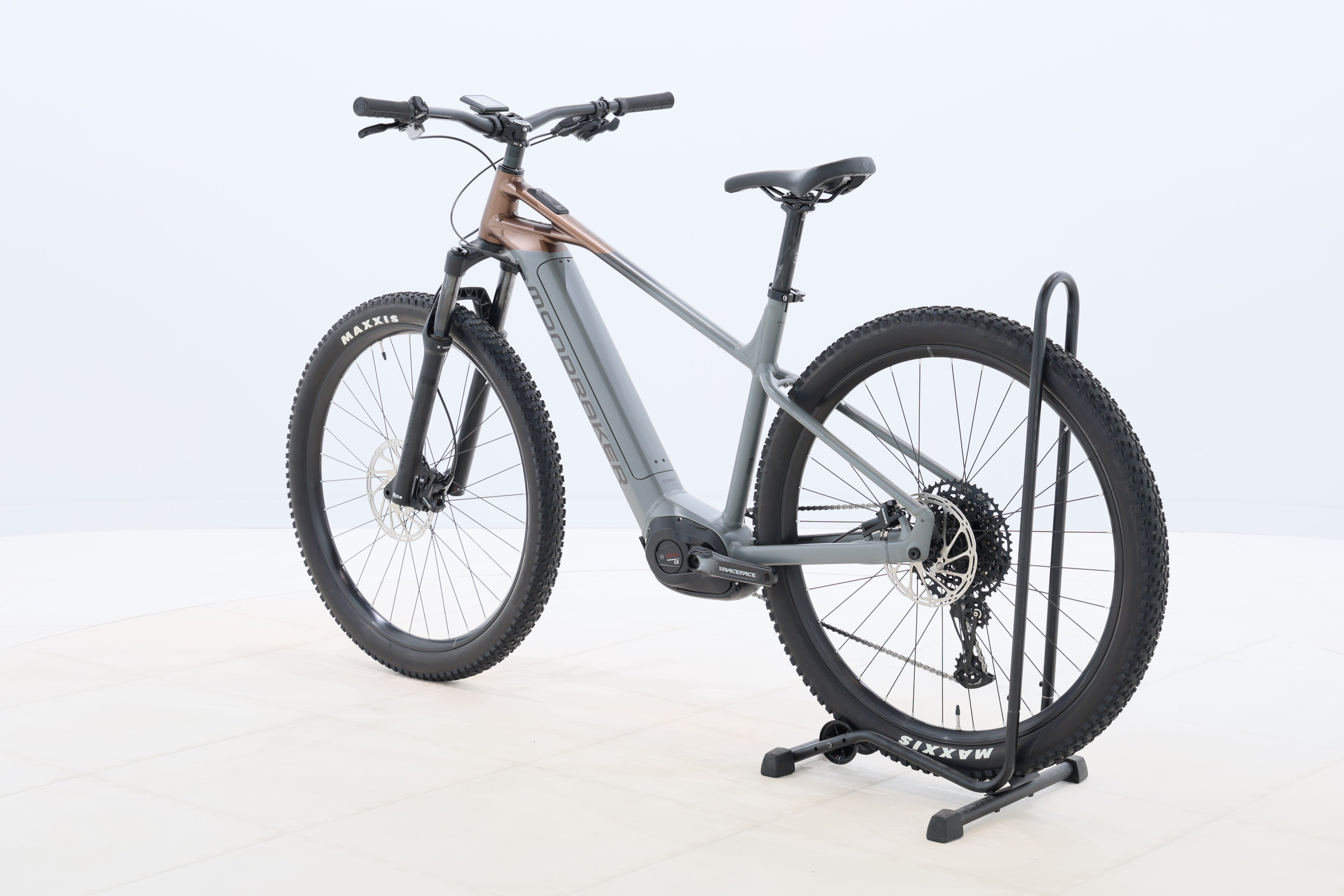 3d717f69-7560-4f18-a1e5-9c83dcef2e93