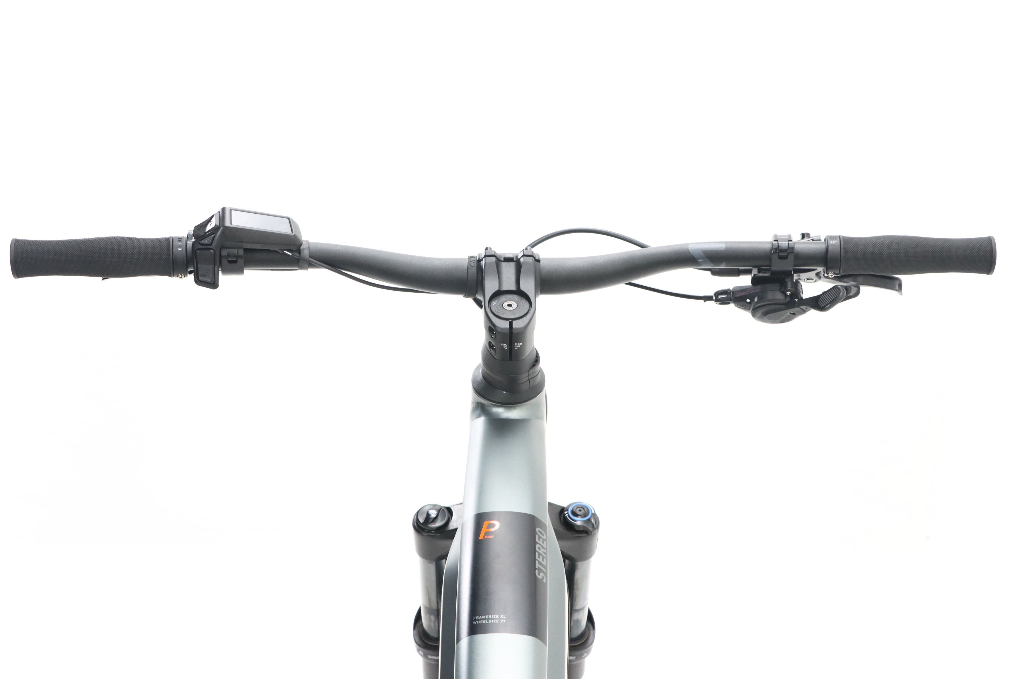 e9cf0d8d-c5bc-4c8d-b631-a5bf8d7f171d