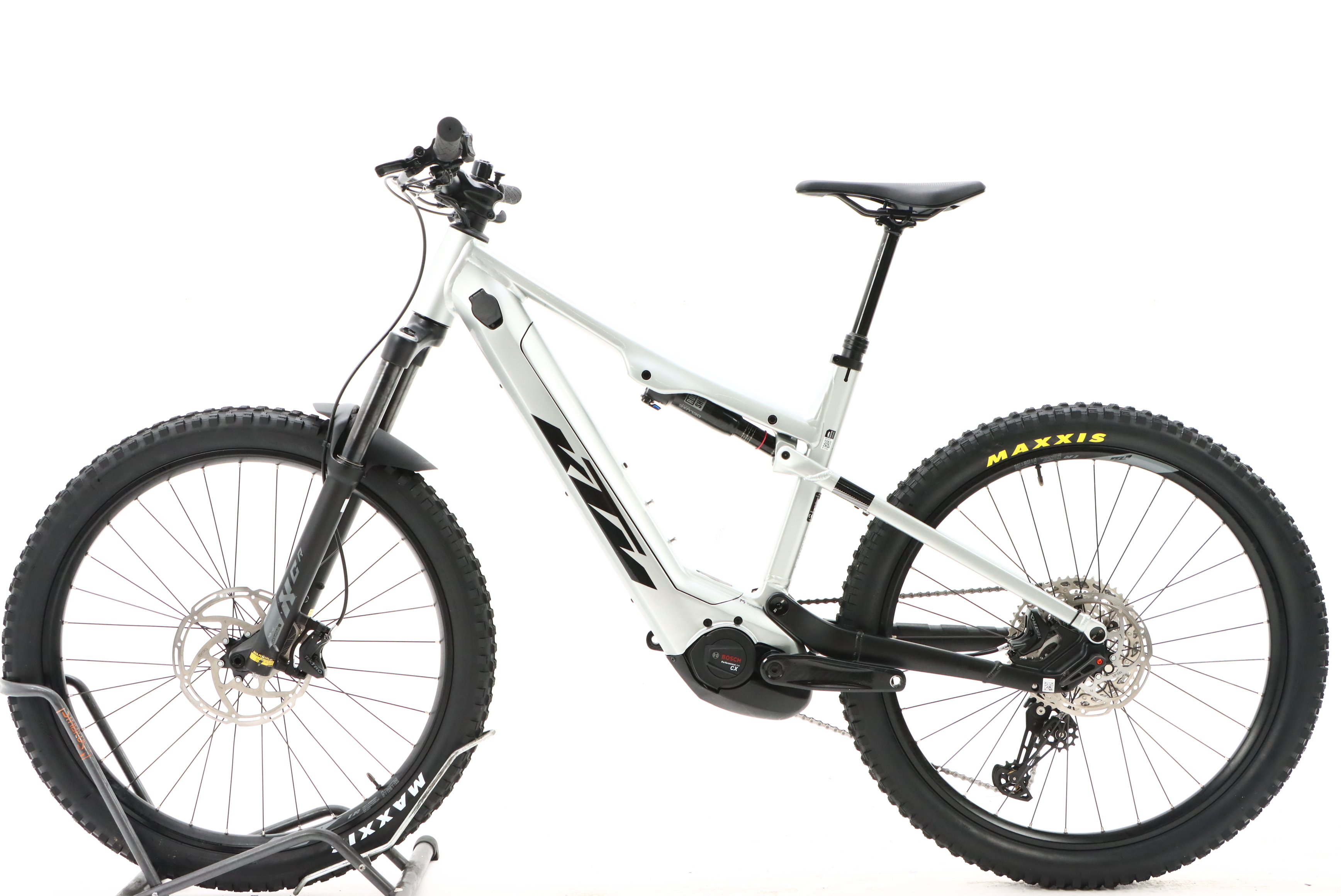 64d0b842-91ef-4a96-8c8f-e54ec67298ac