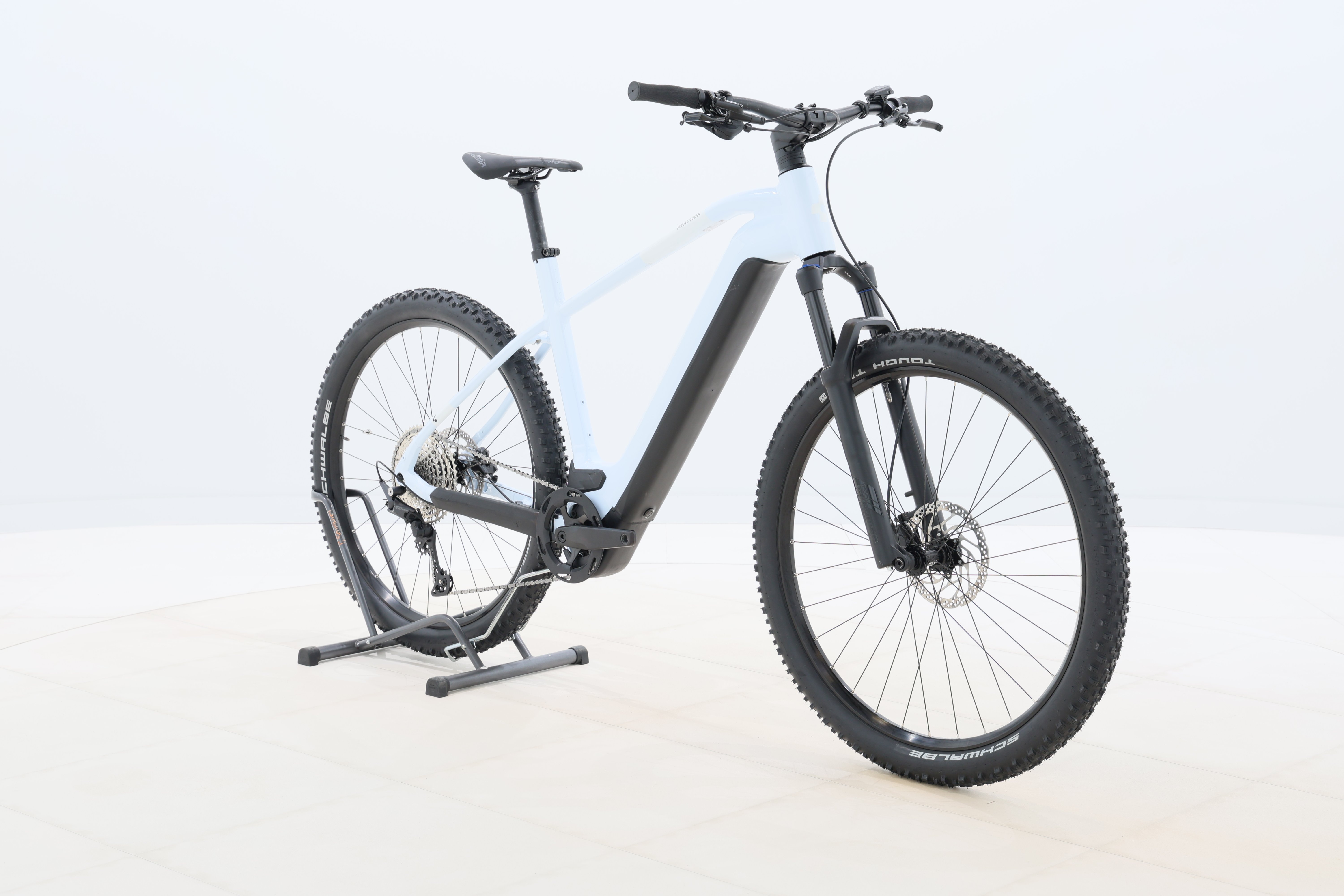 1e2f17a8-968e-46c2-ae84-aa06f780b087