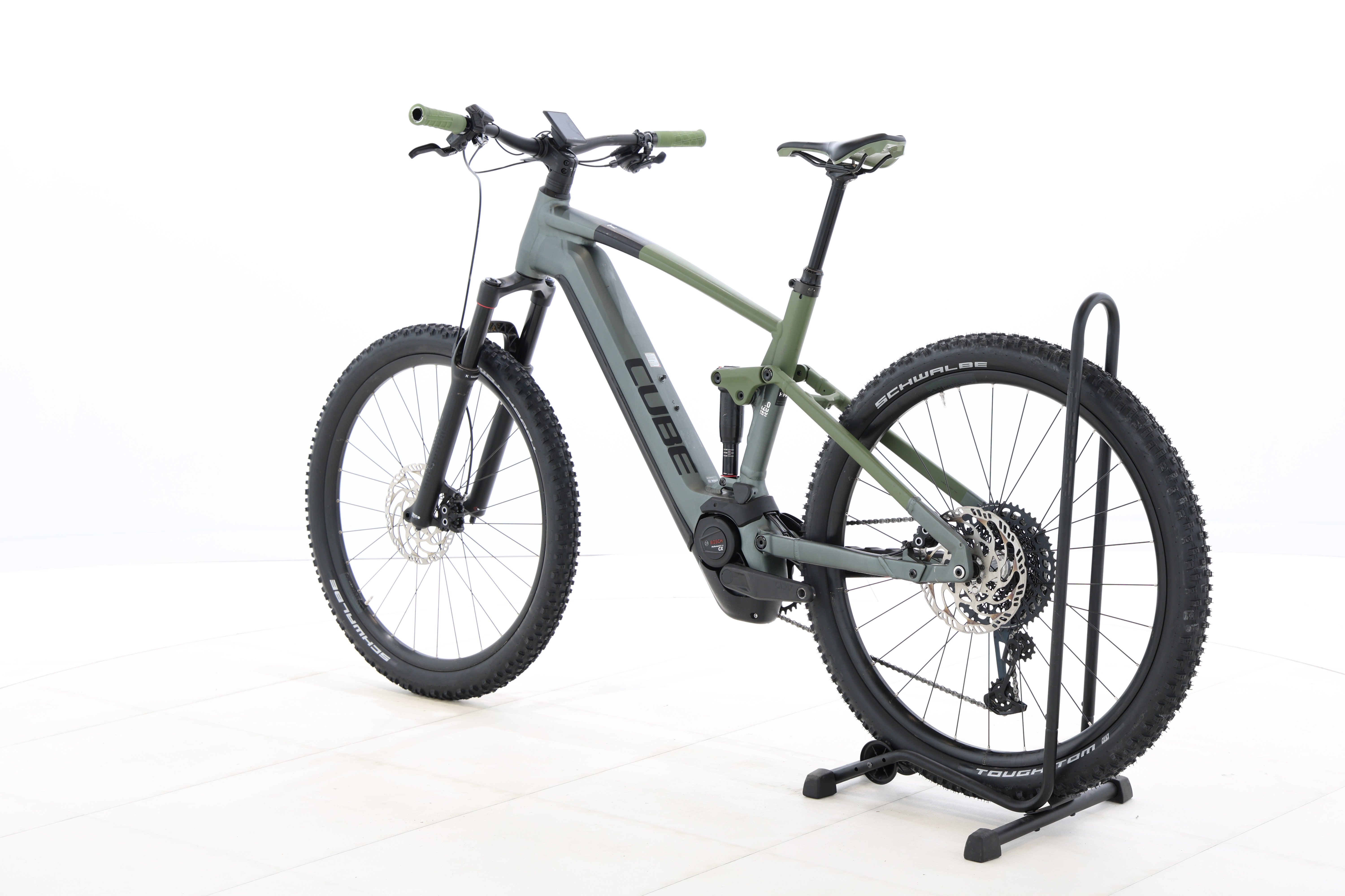 b6c5e3e5-c48b-45b6-bd2f-8748b64382d1