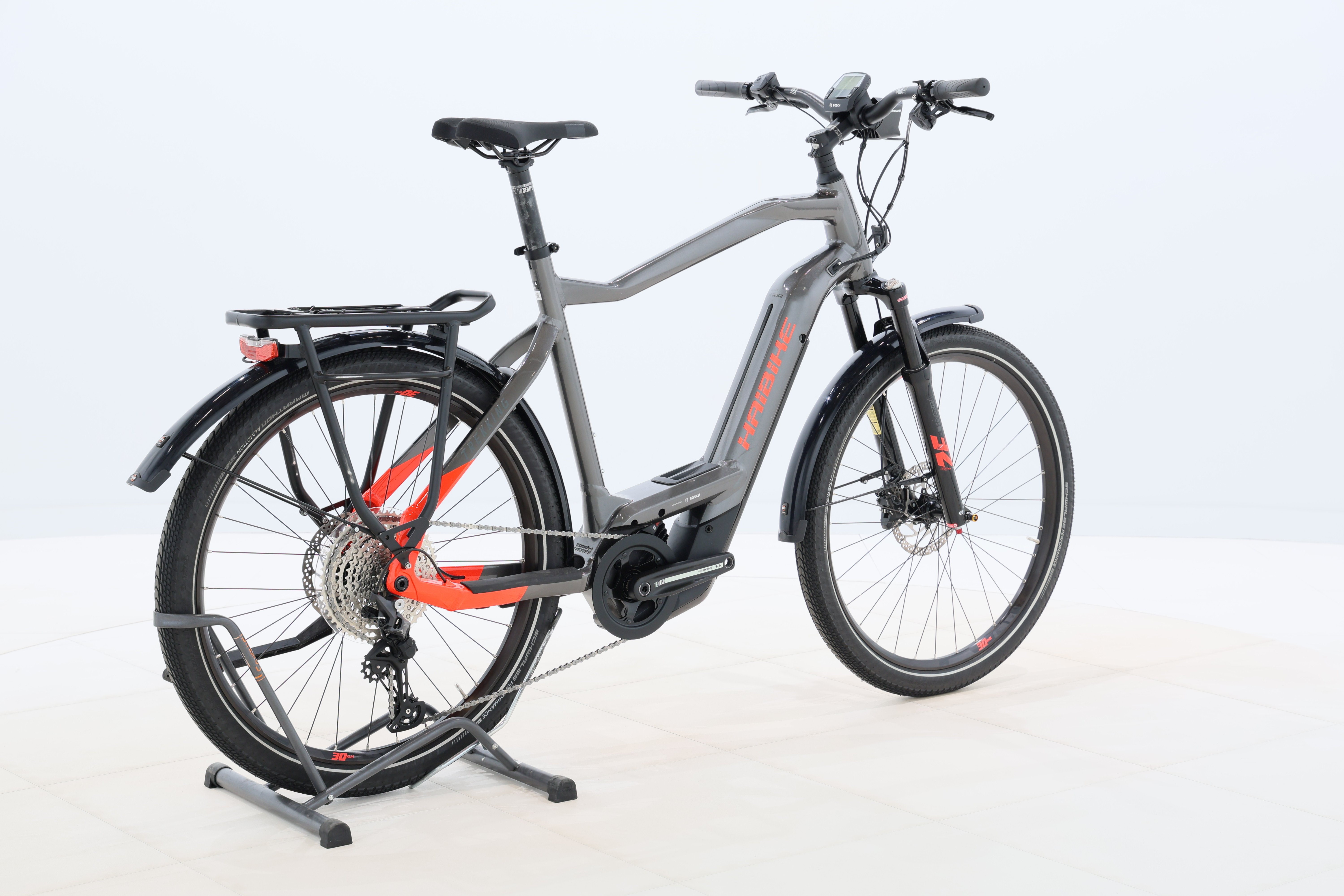 1dc726b5-d727-4382-bd5f-70d0f1e4a3cc