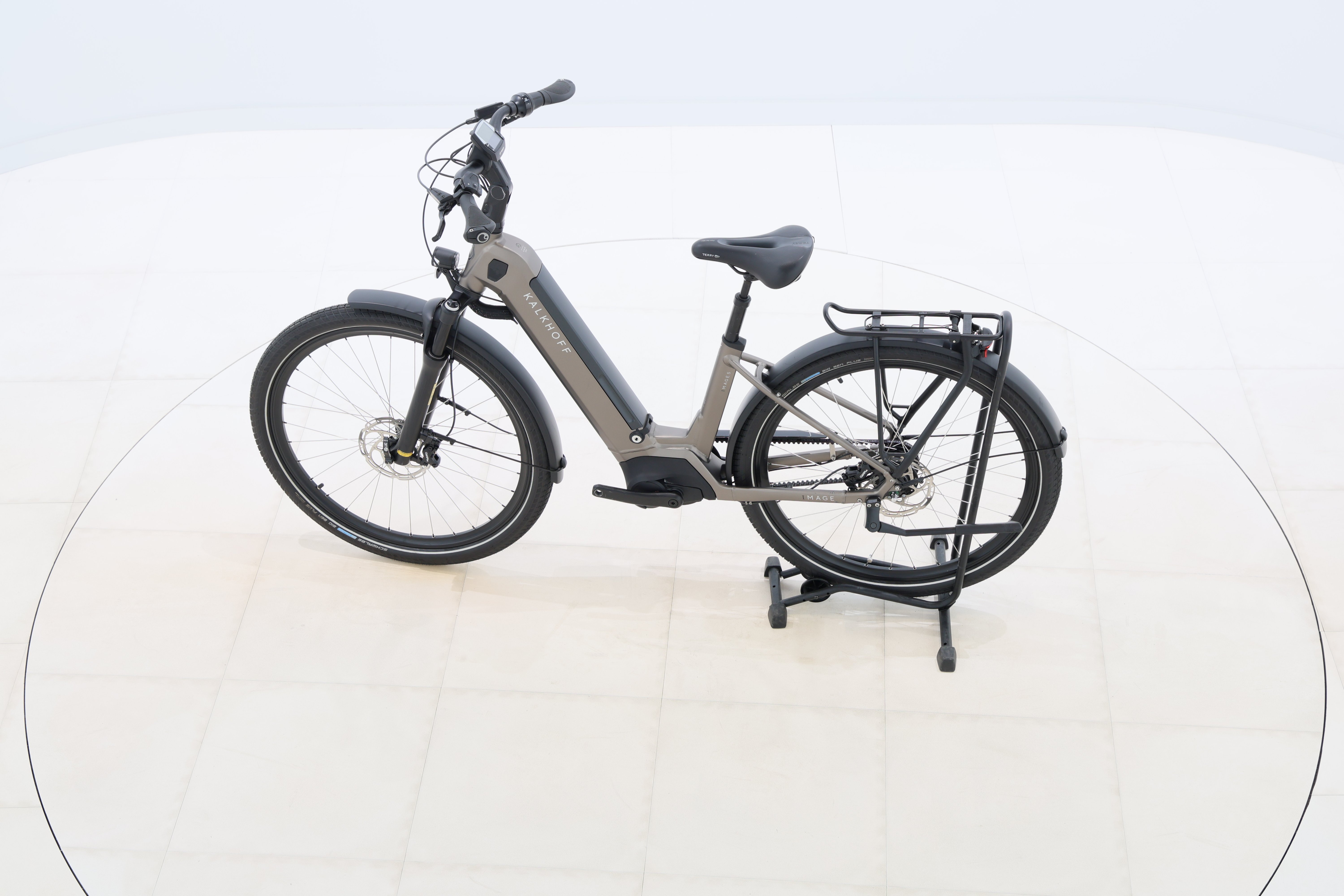 3246f209-0e76-40f4-a93b-e024a3d3603c