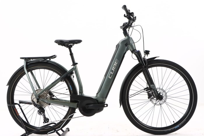 Cube KATHMANDU HYBRID PRO 750 2023