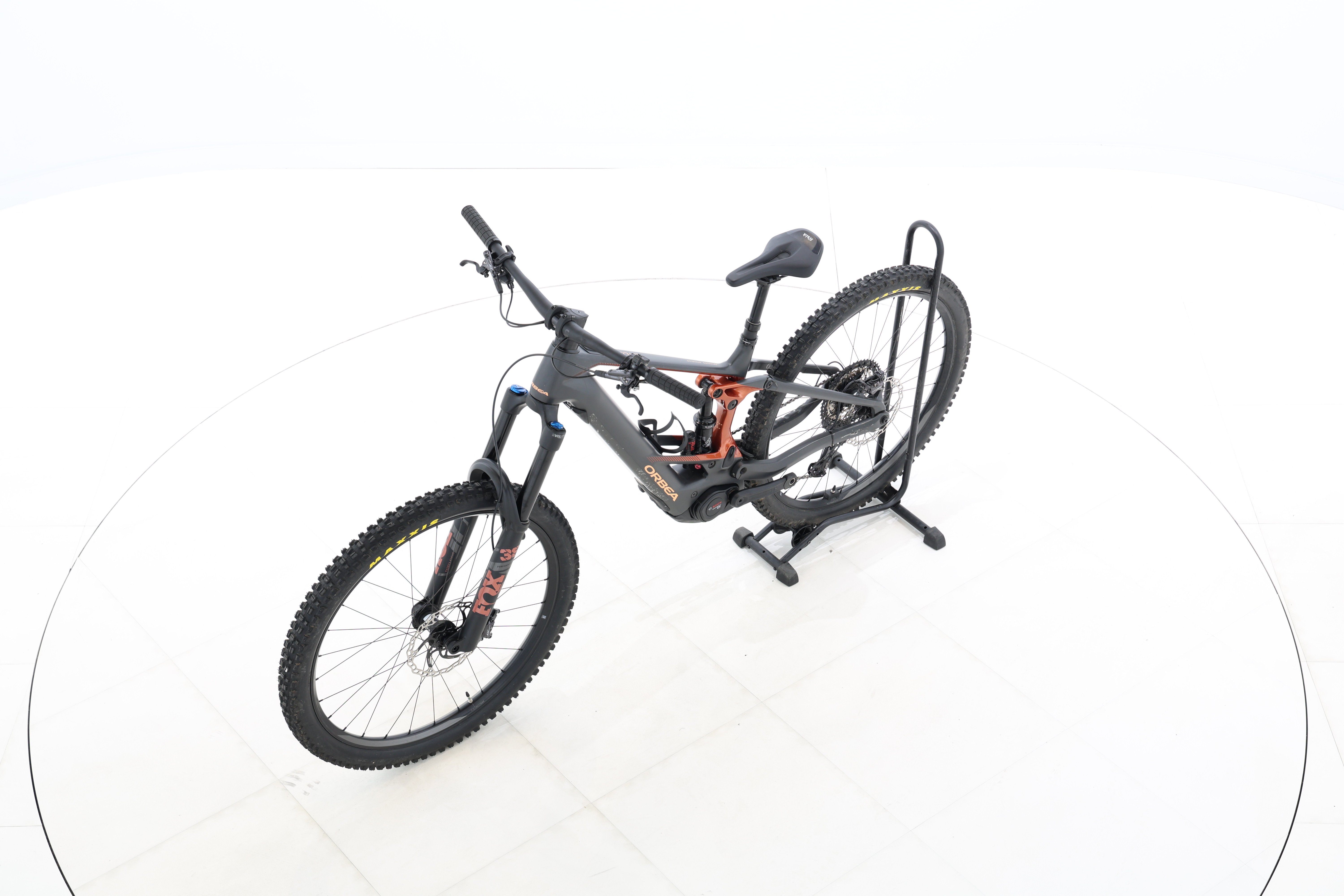 8b7c97e1-ca42-43d7-9d07-f712f02574fe