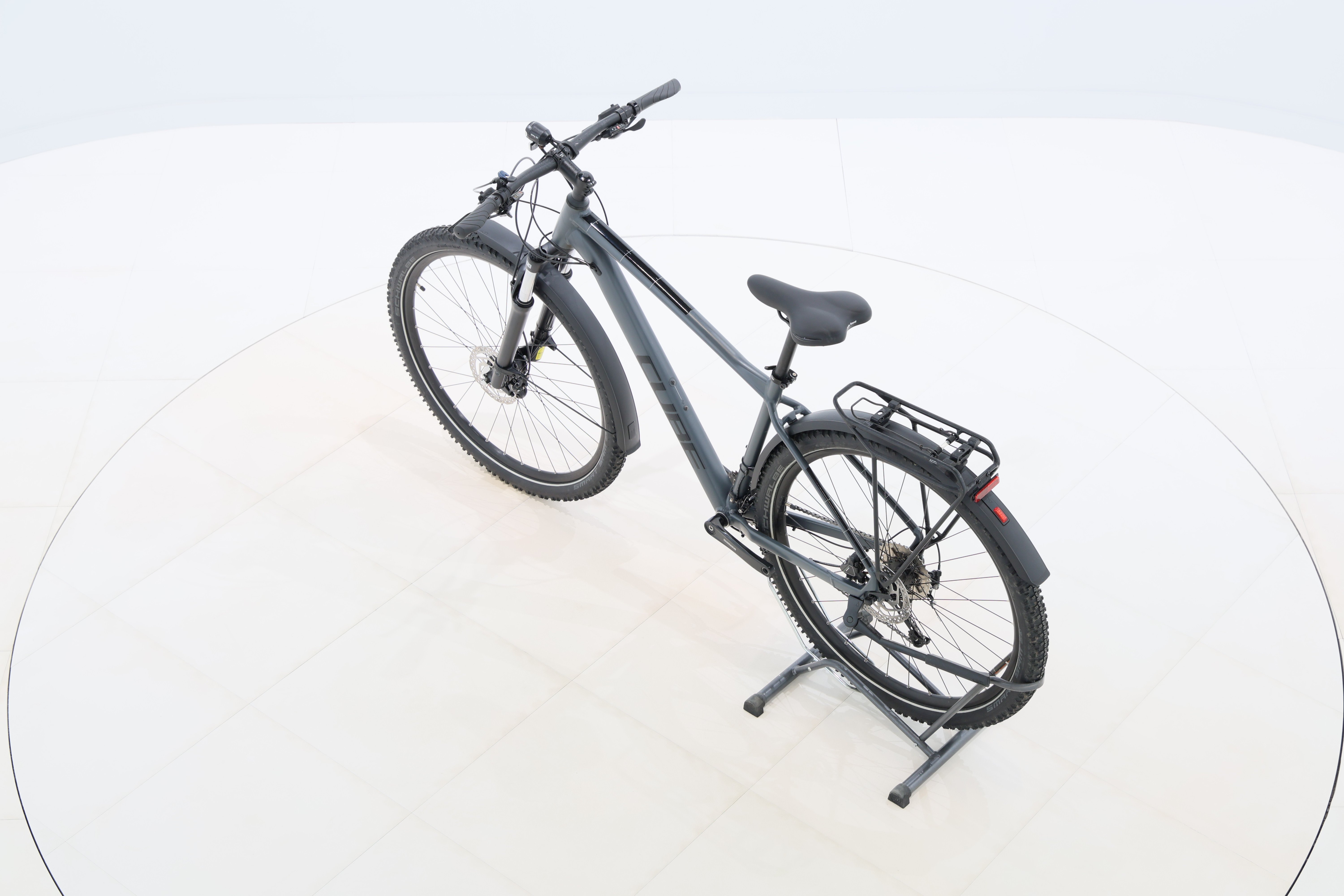 6e32e903-278f-4268-95d7-9e3e93bec488