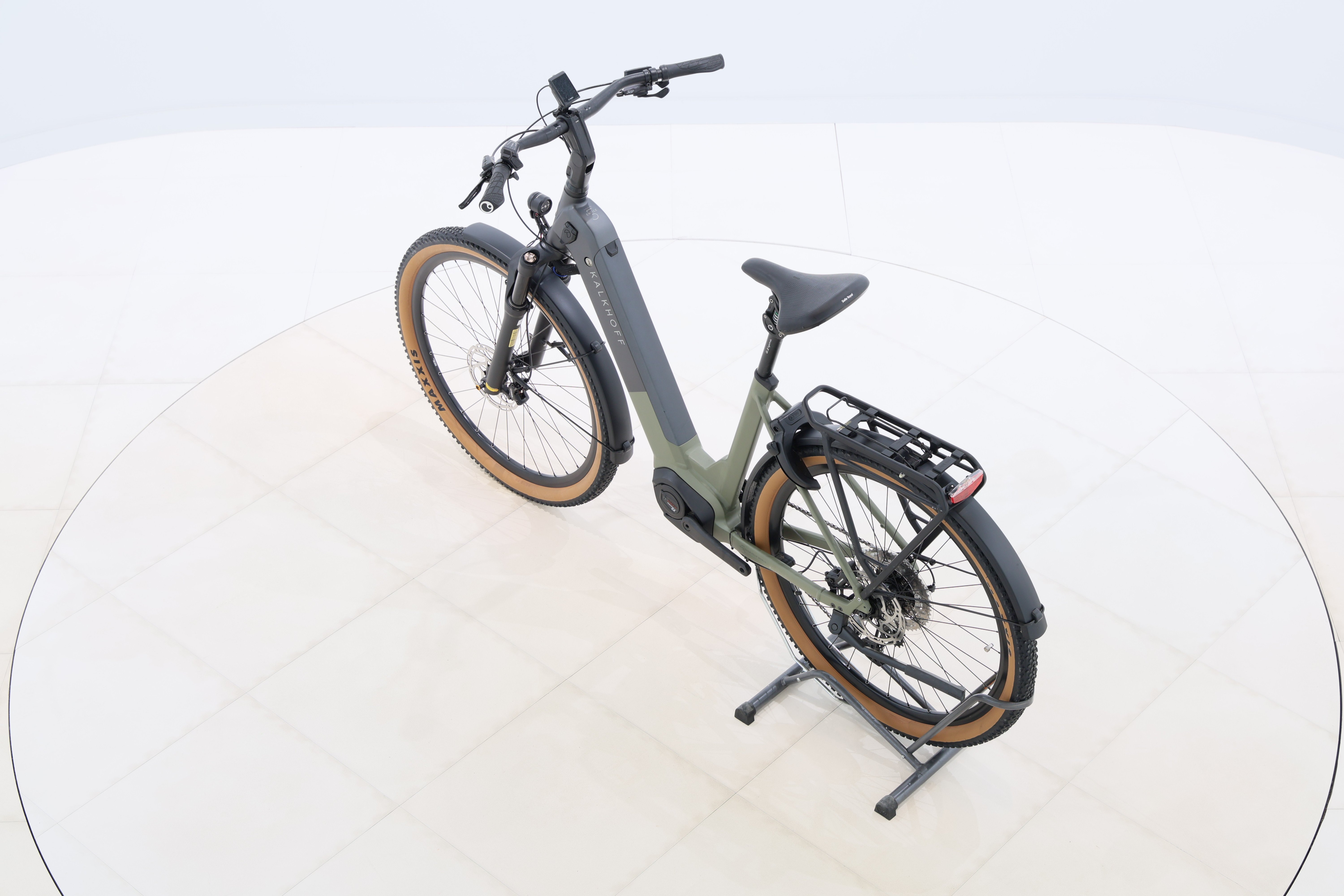 dcf44de3-e2d7-4864-b6ef-378e7654eec2