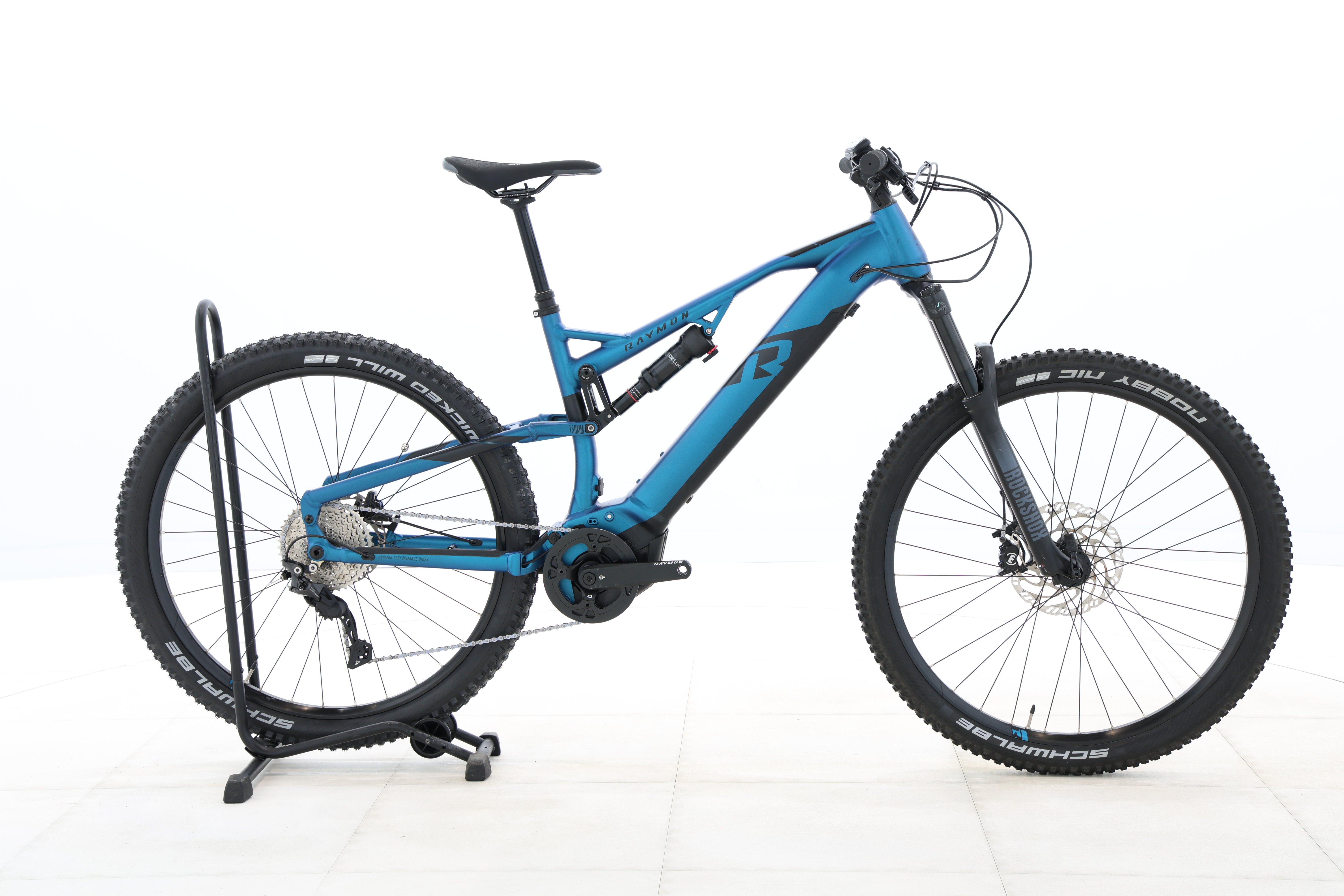 9332d509-2353-42f4-9a80-0a2d1264d04f