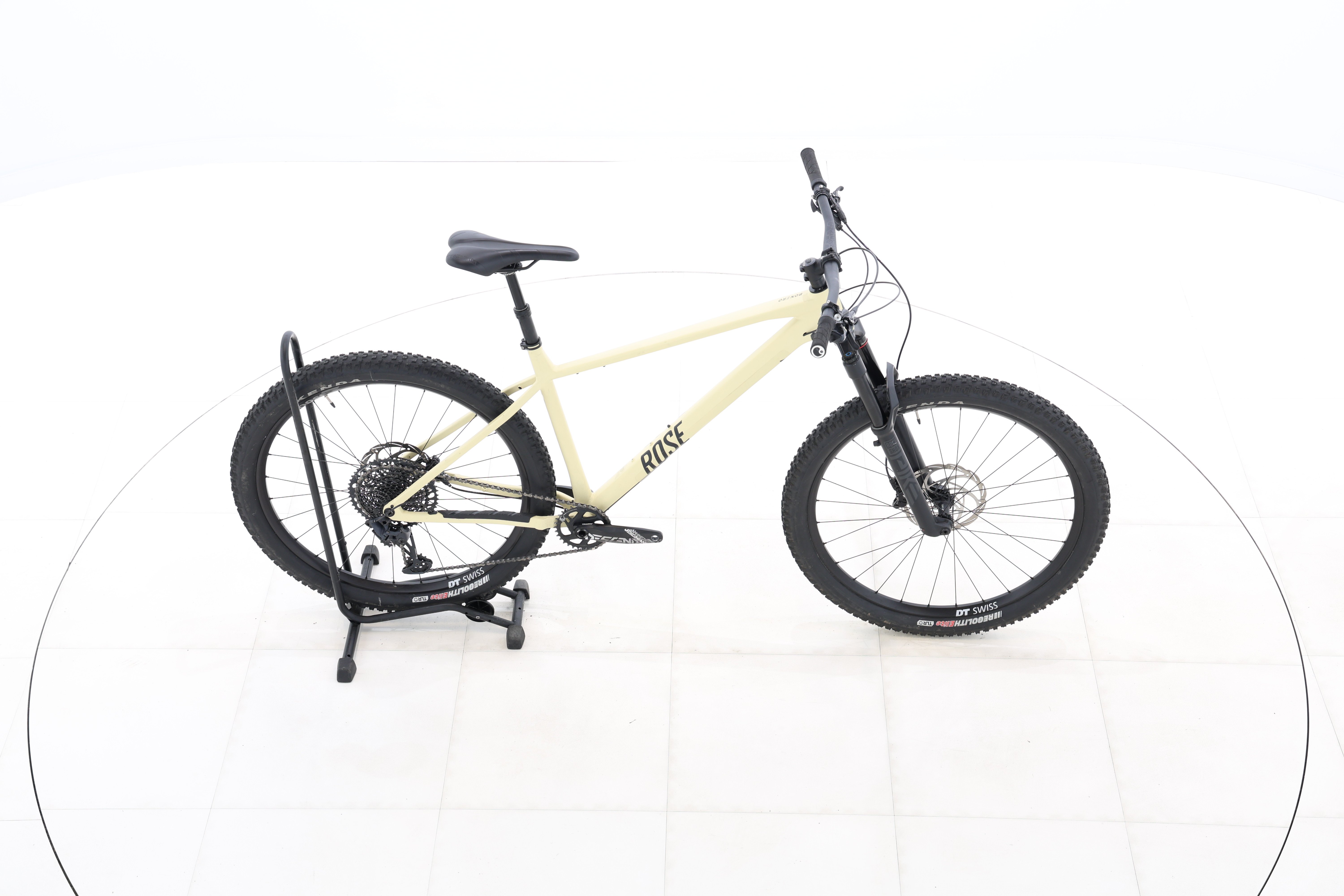 f742e2cb-a751-4829-9cc4-8af17e84f83e