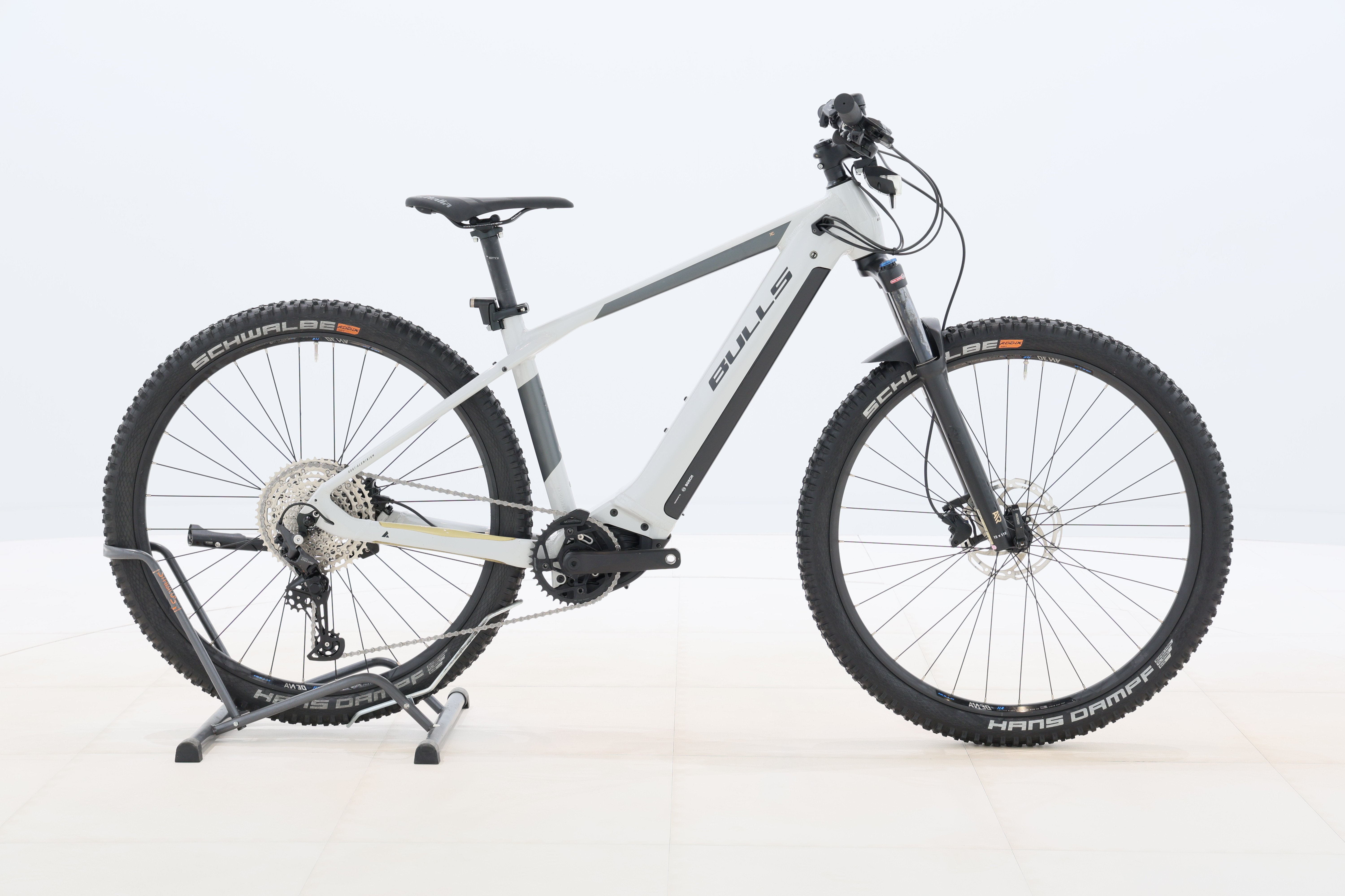 90d1b7ee-3e25-412e-b2f8-00b647ad9348