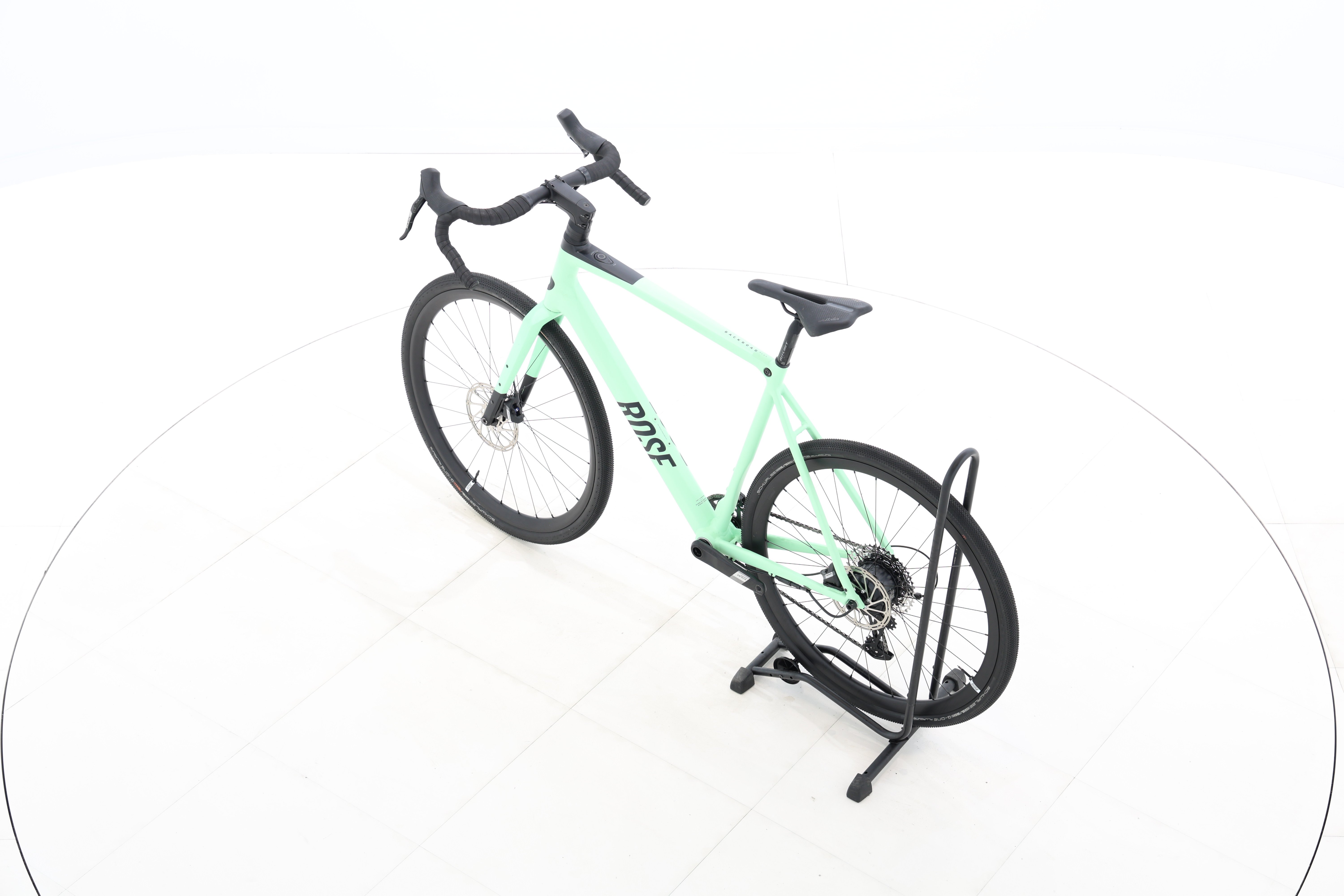 e26944a4-ffb1-435c-ac7d-2907266ee6ed