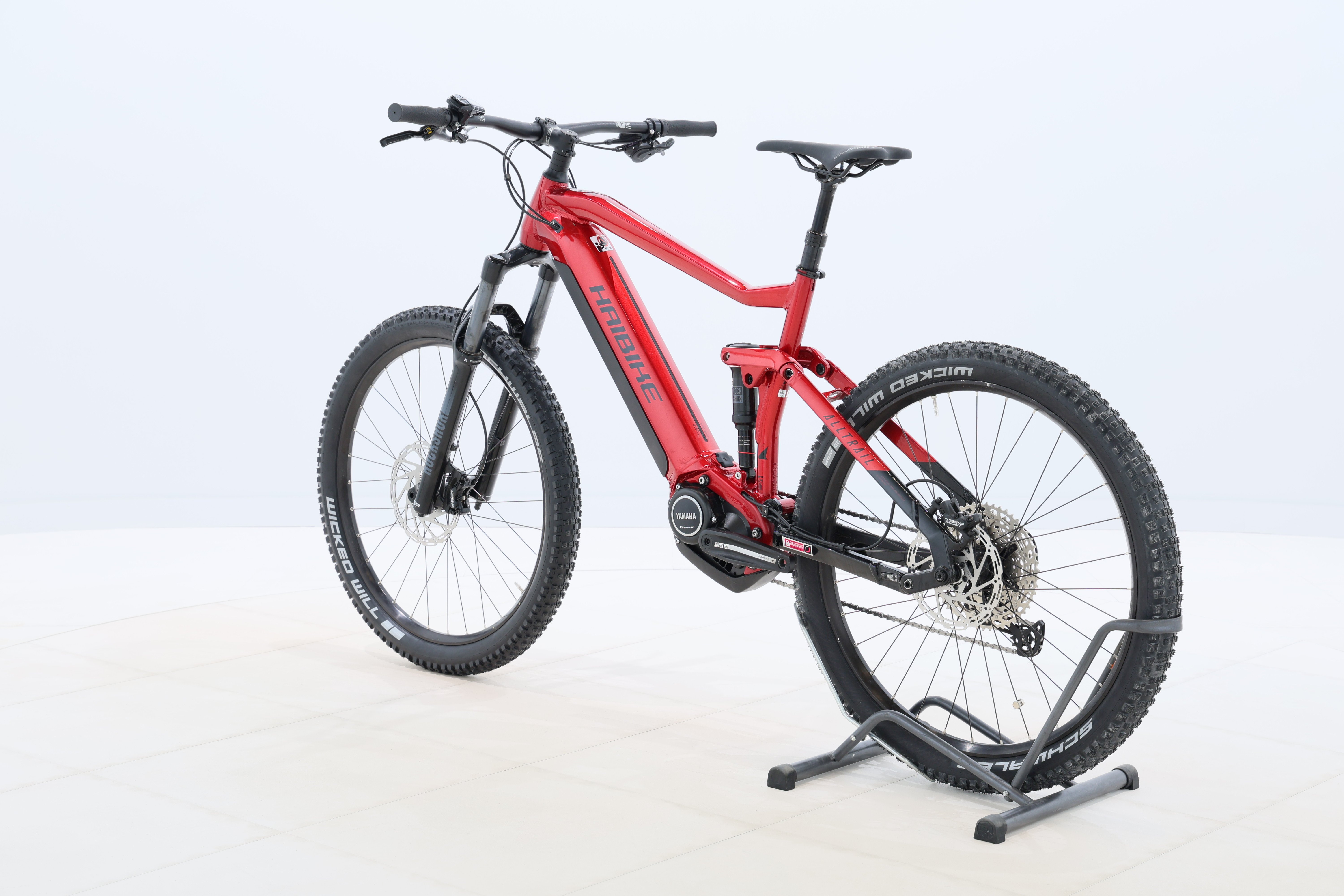 633a12e5-df81-4c30-9e55-053282f37b85