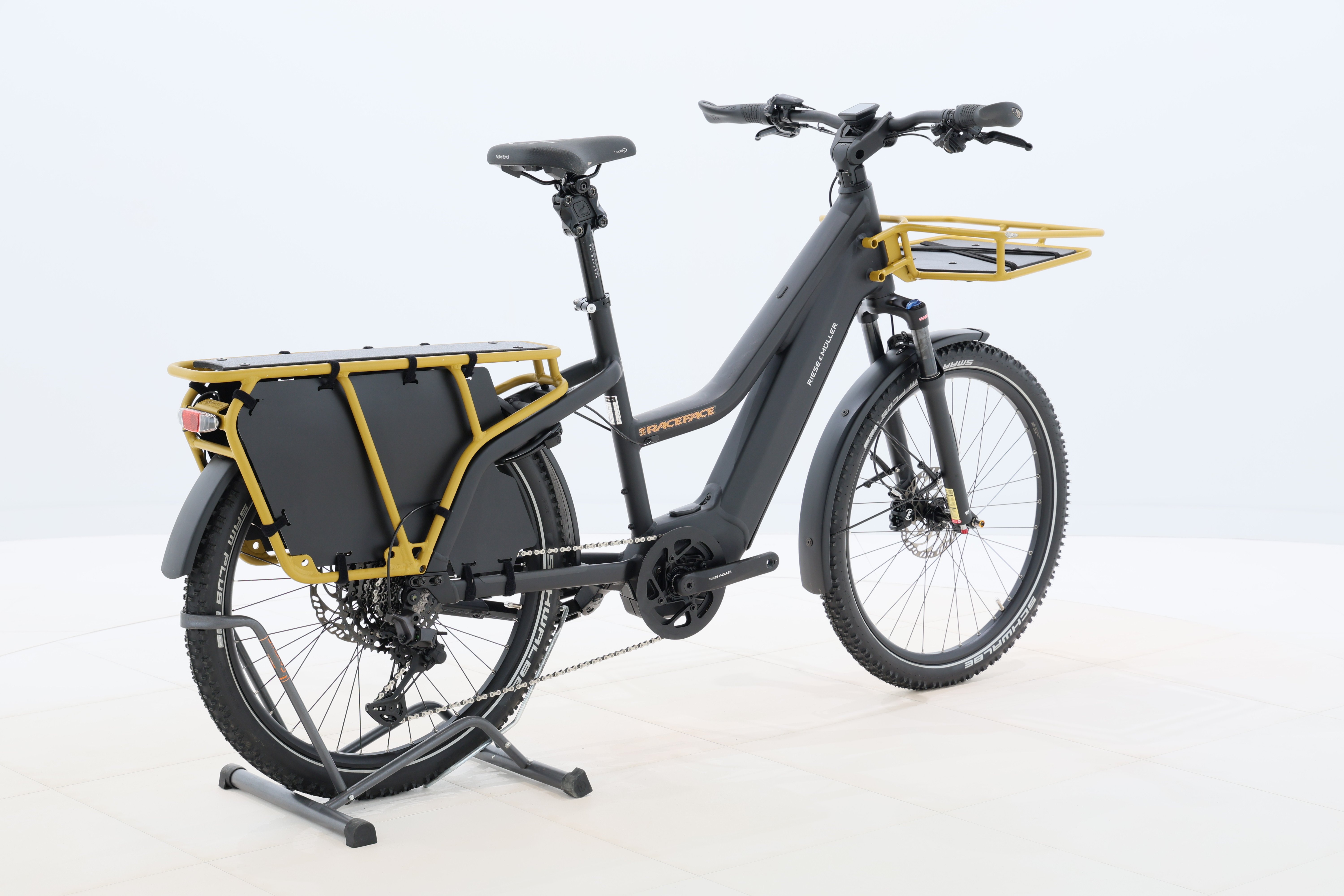 a5ed8a72-728f-416f-8055-65388f7a36cb