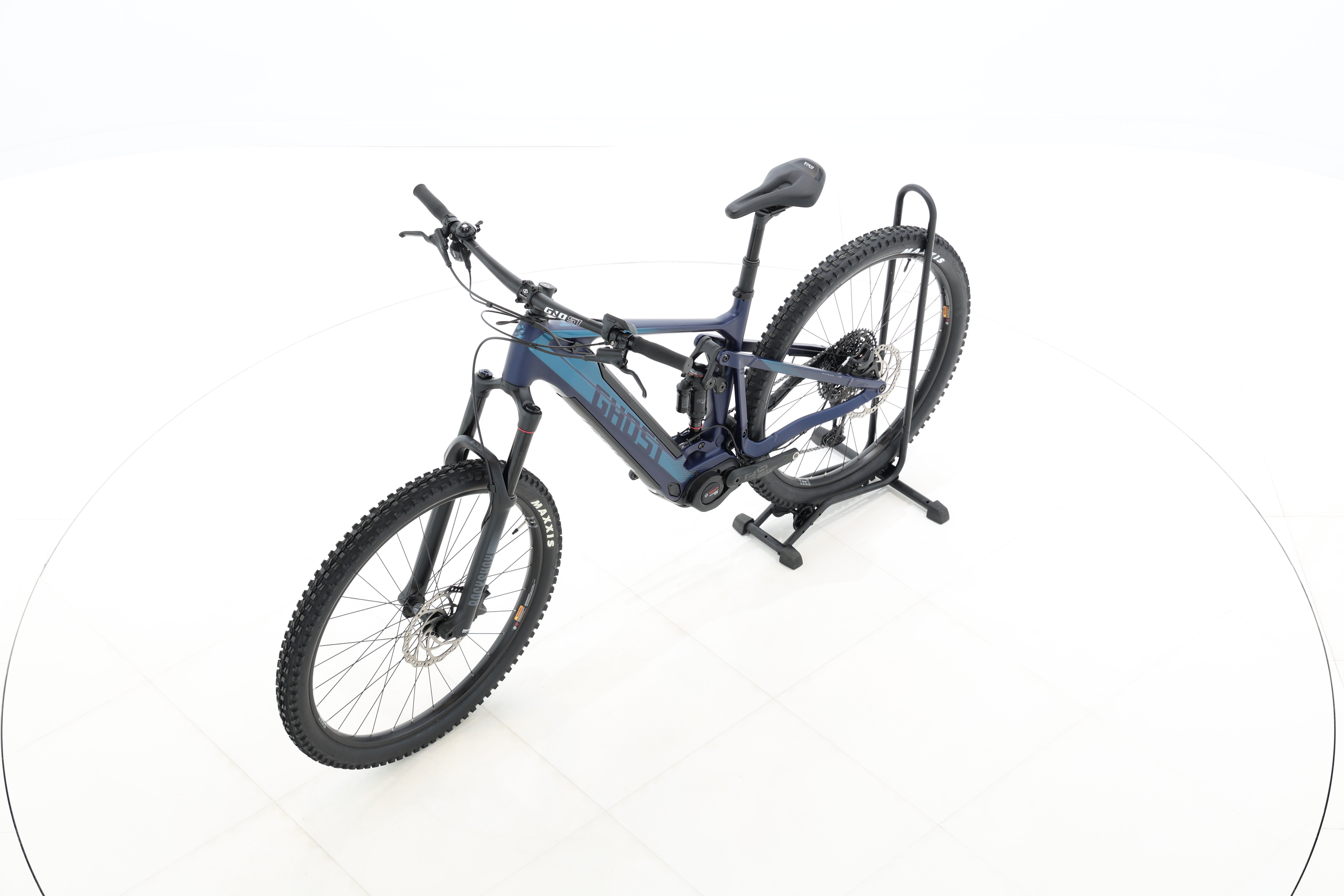 b70d77e5-310a-4562-9aa2-0b7a1d4e3f31