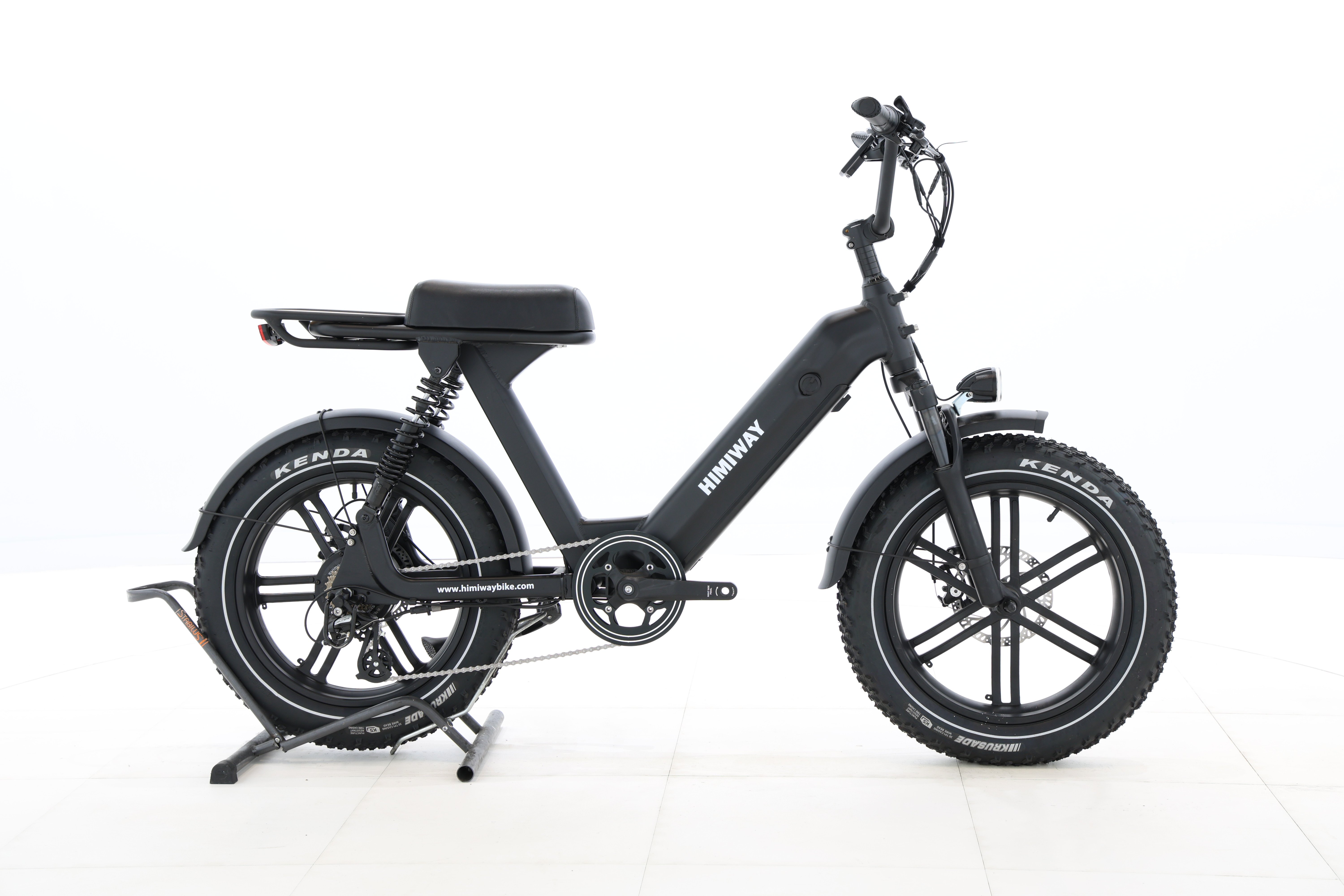 c2a17bc7-c6f9-4a1b-89b5-5c19d84ef862