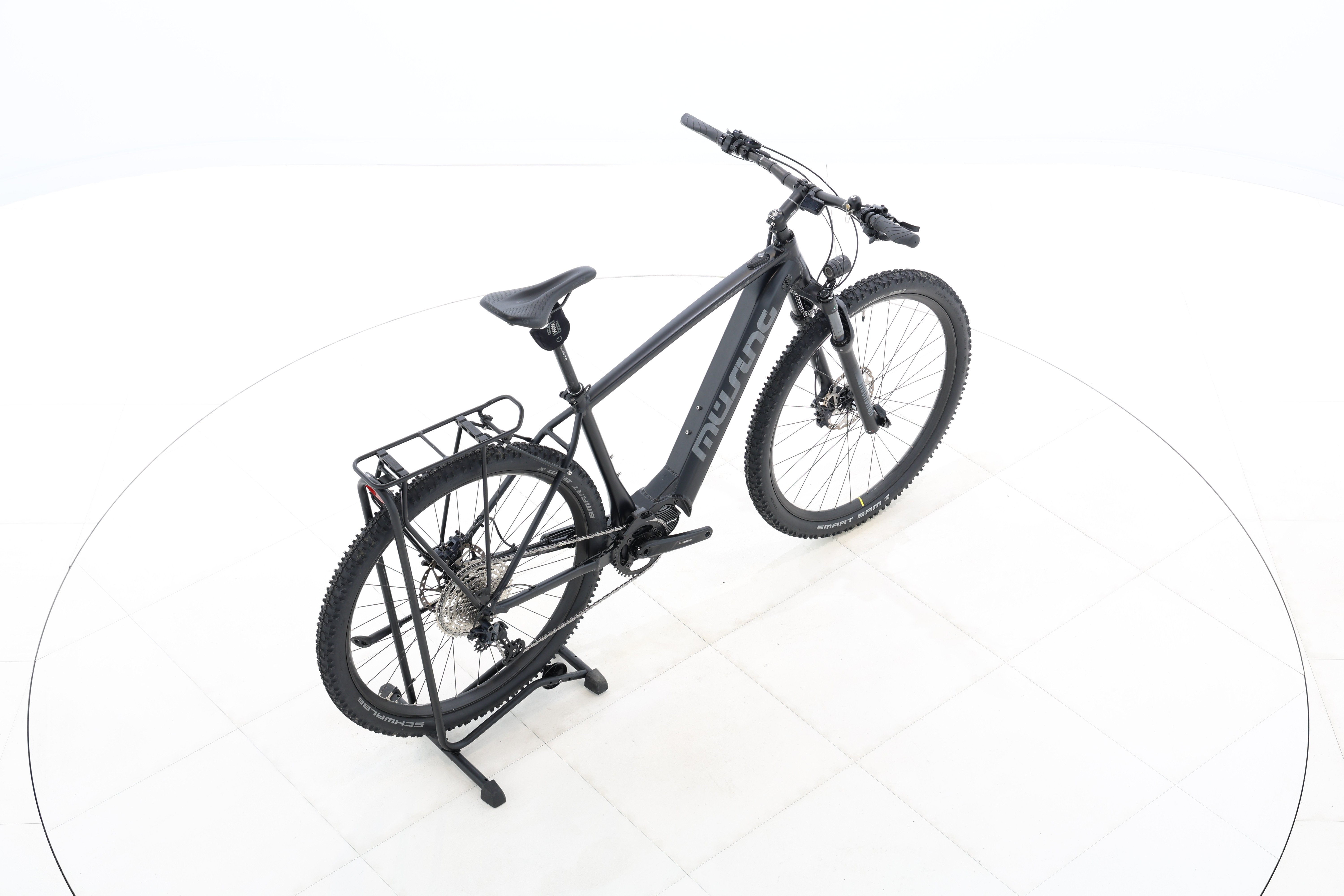 d69a68b0-a4f6-47f0-89d9-b9247d89aa7f