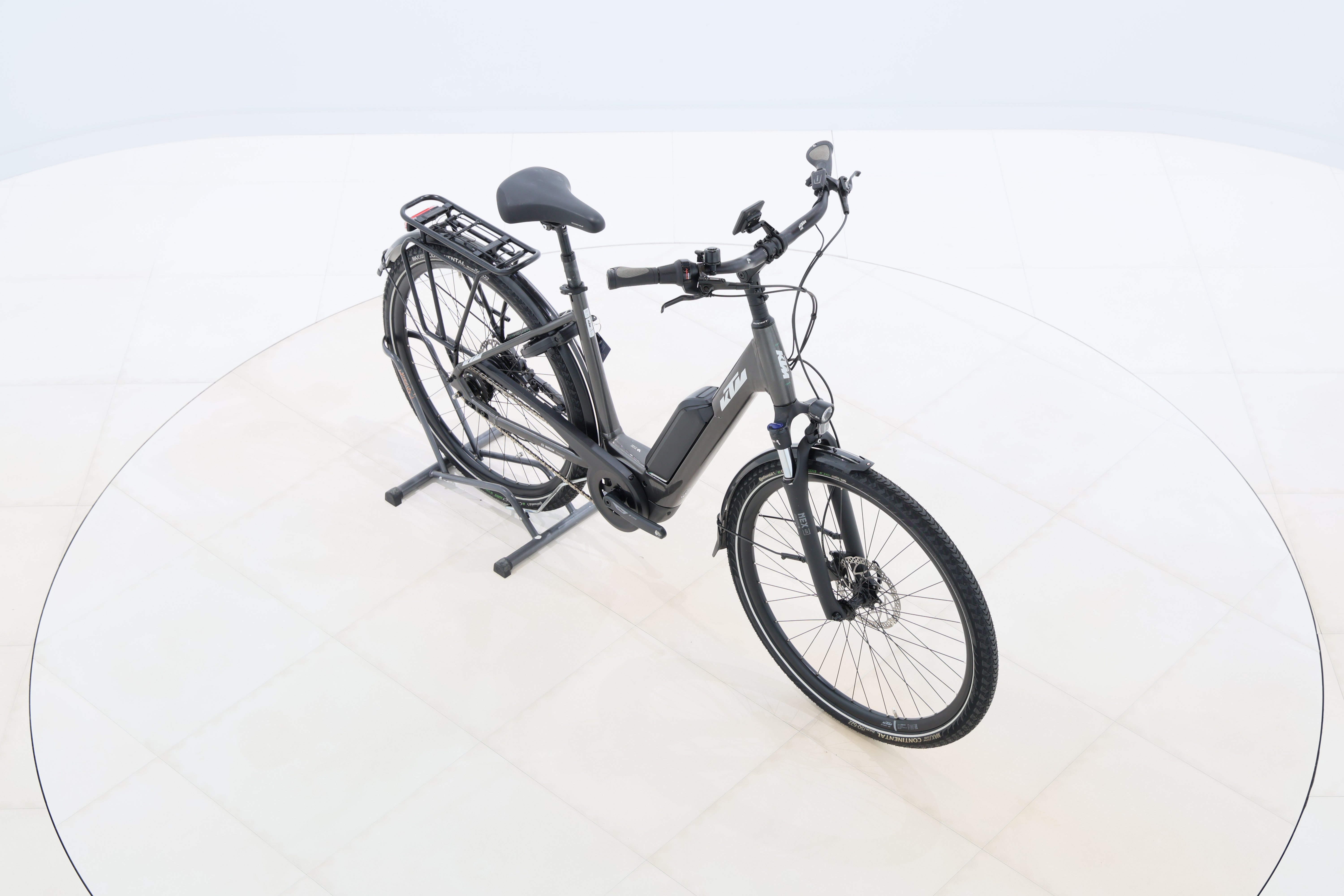 8e3a2084-e0e4-46bd-b488-78dbc9bd99df