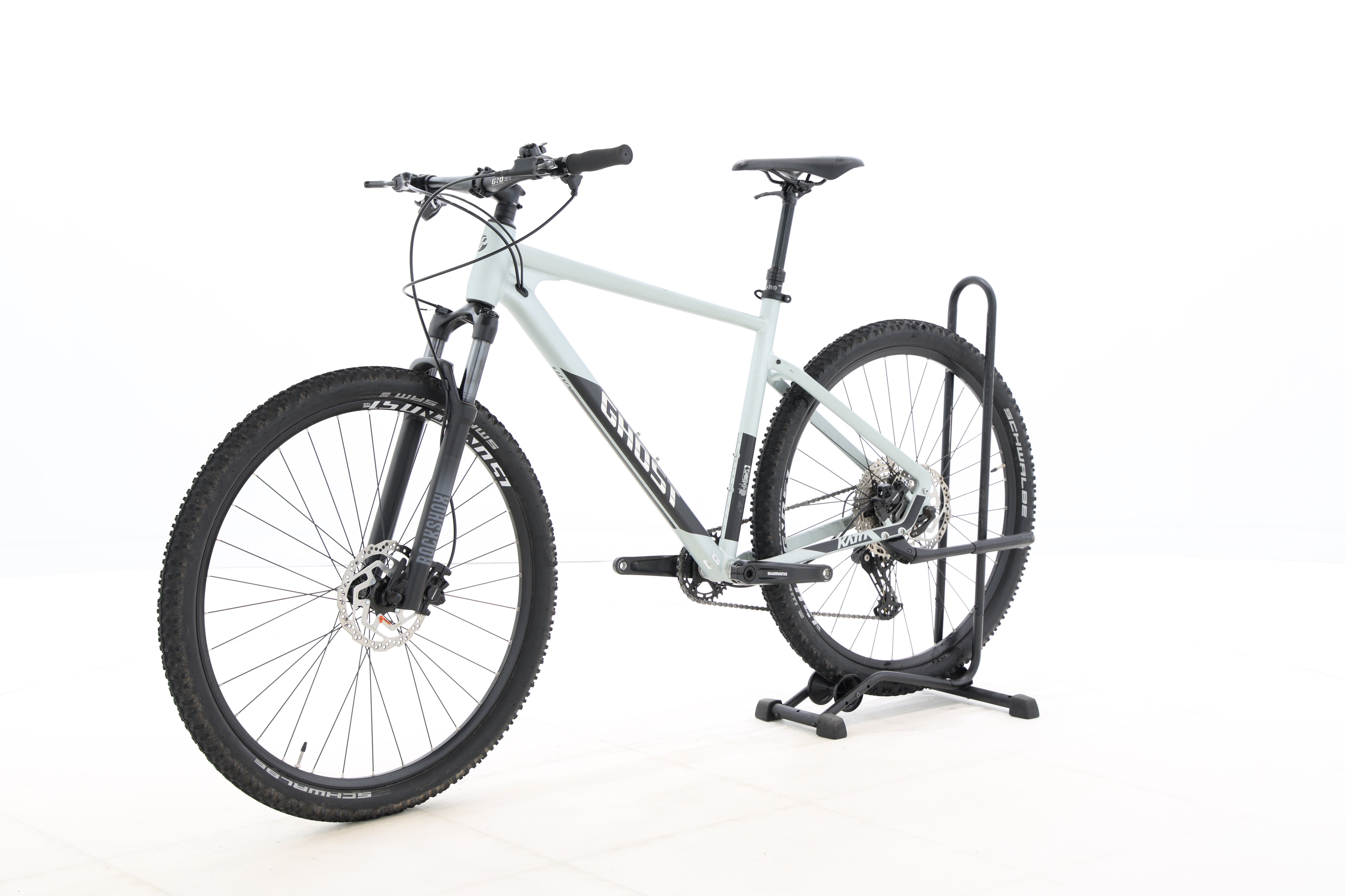 6c16645e-db59-4c47-8f9a-f1dd9d21655b