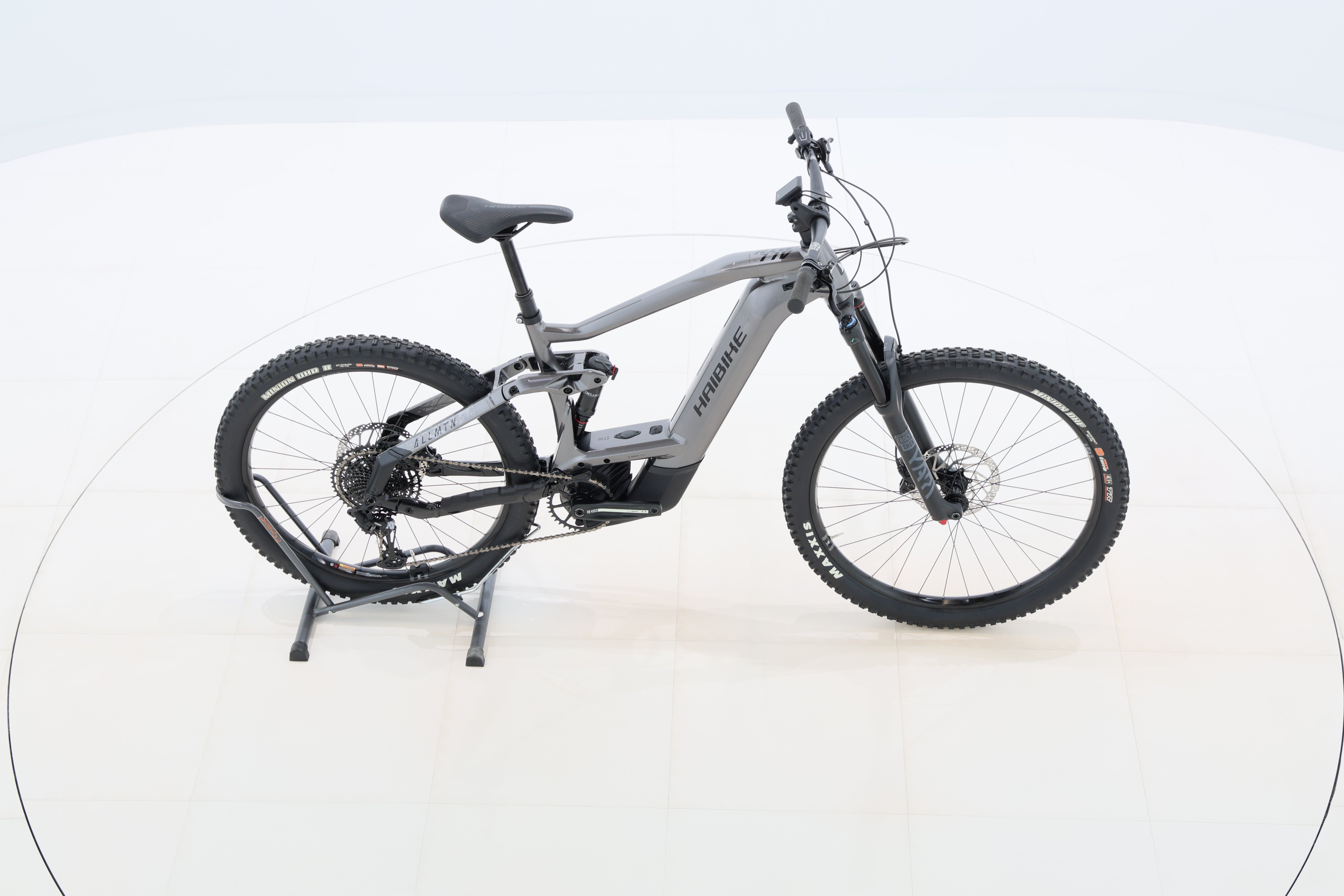 5f70f90f-e612-4415-876b-8a9a5dc87a99