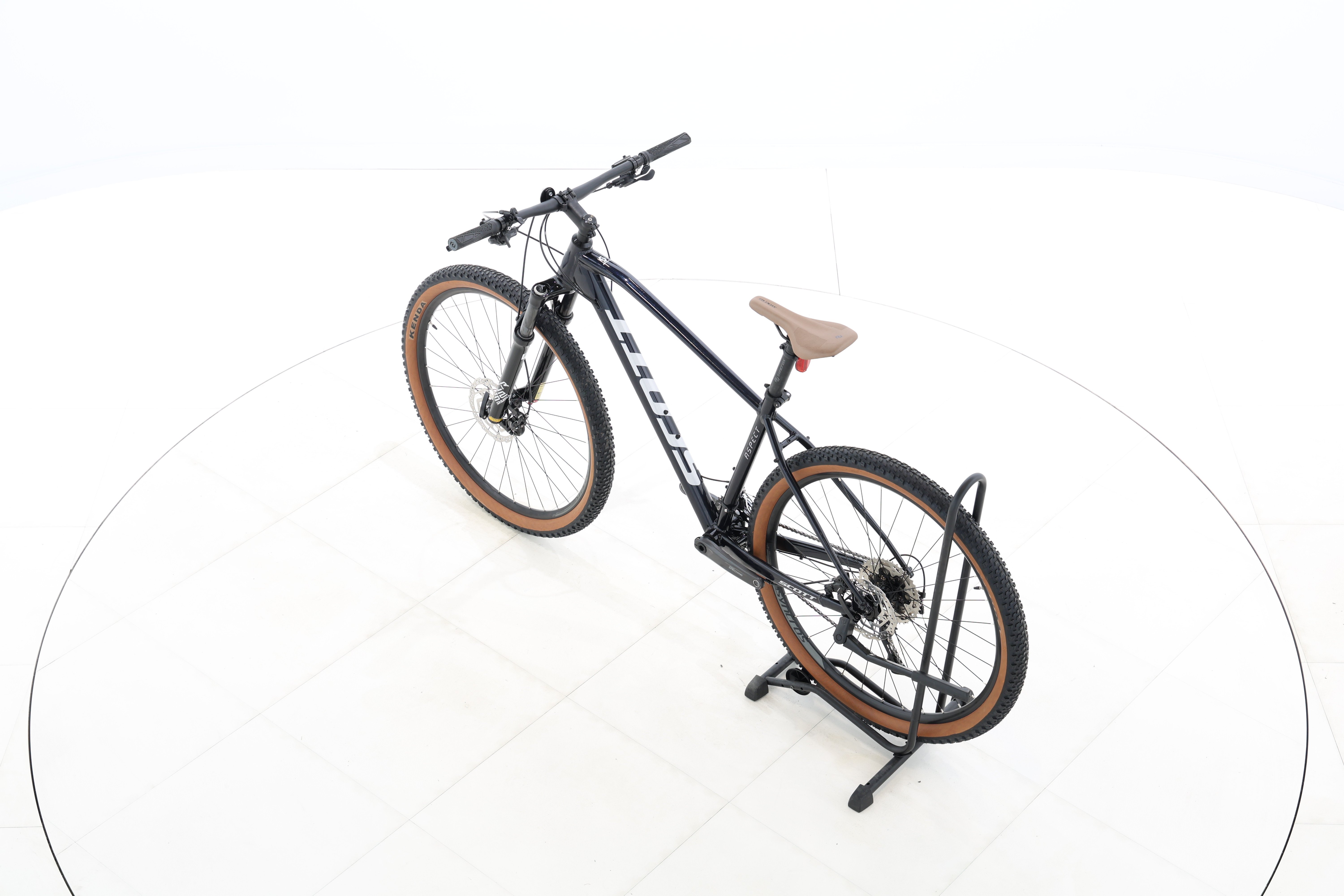 b0d0d24e-95a6-49da-9a15-8567a2844e43