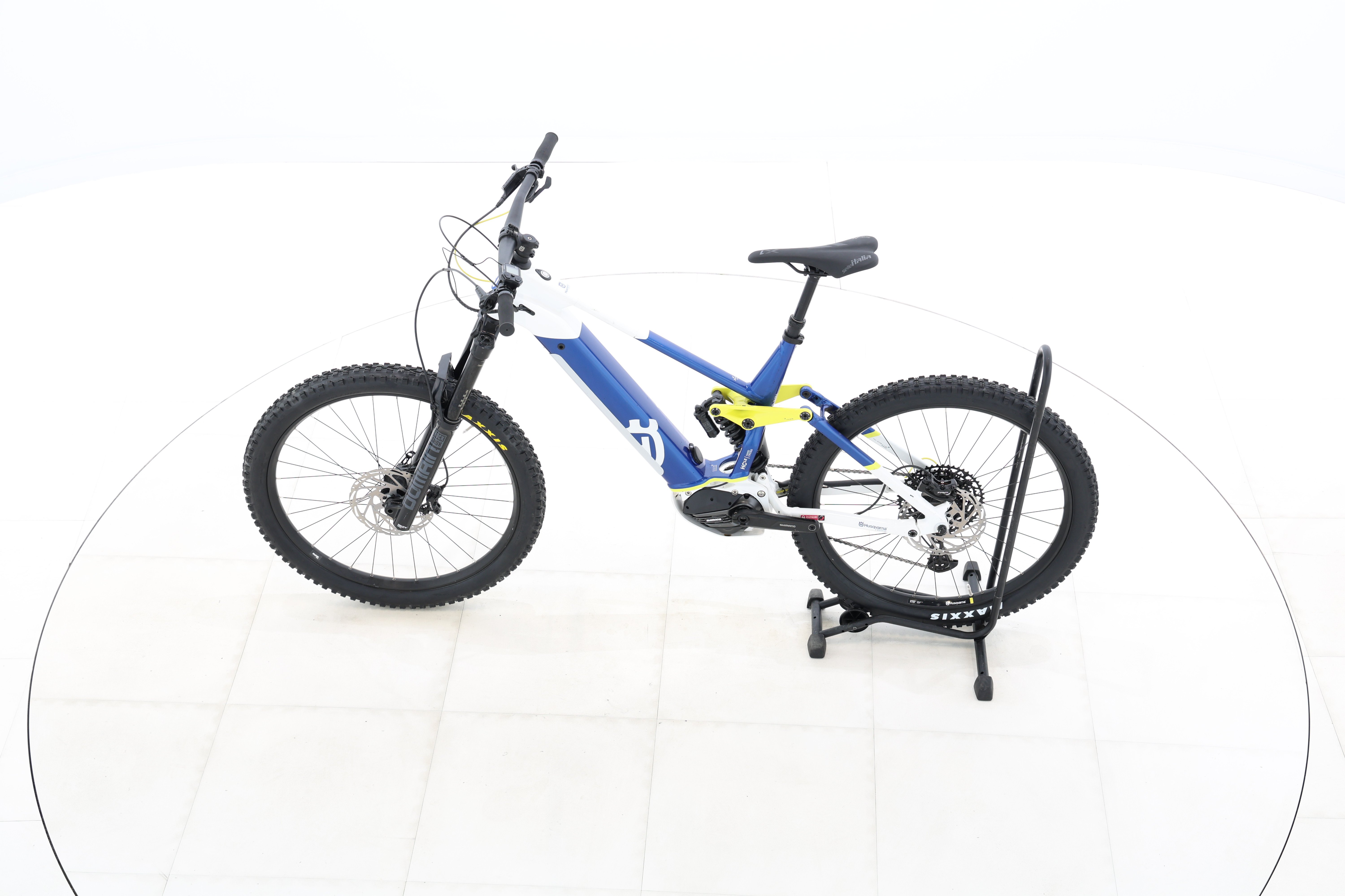 85679118-10f8-4bb4-ae83-bd71ef5d2a86